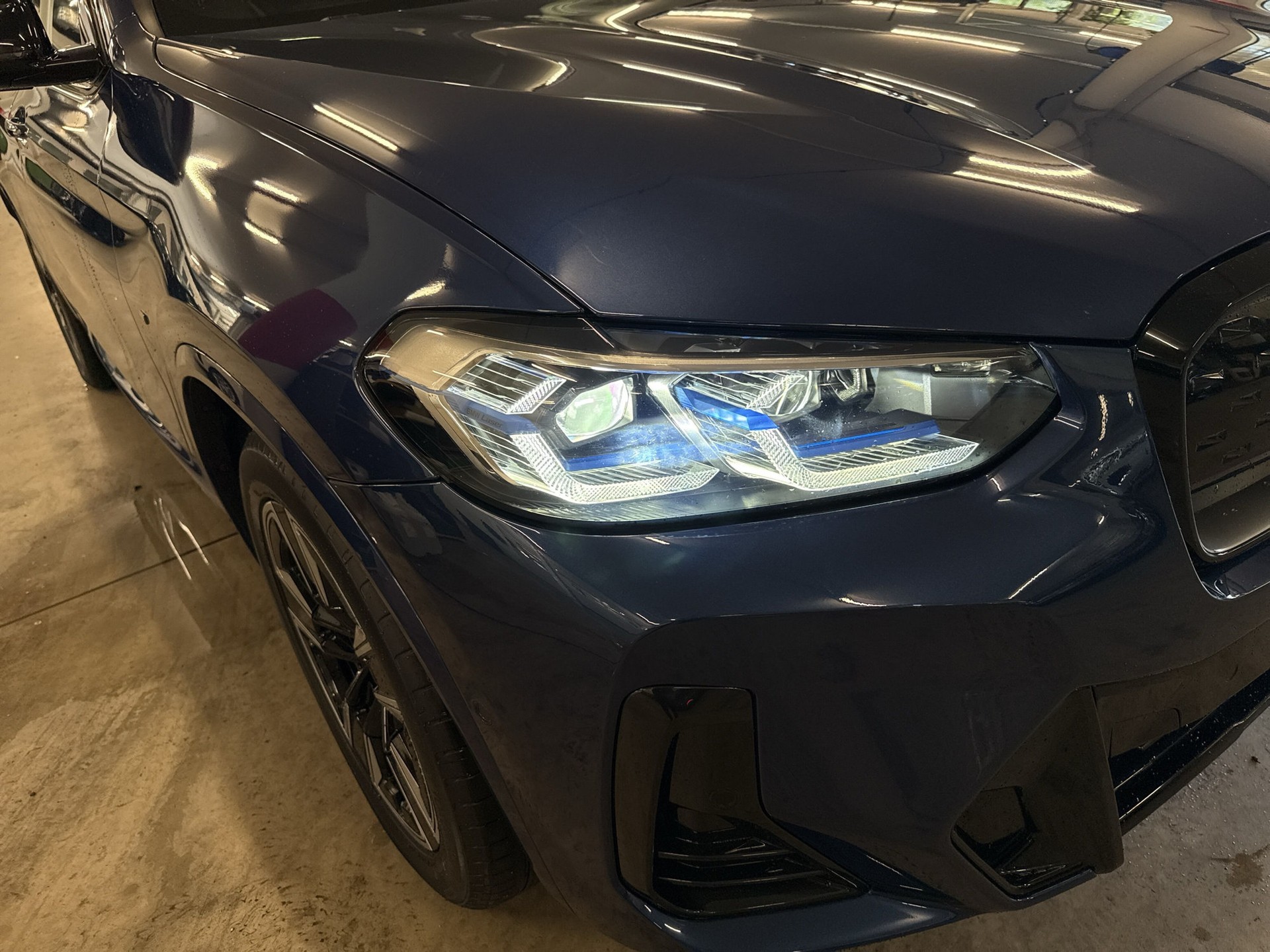 BMW iX3 Impressive-image-17