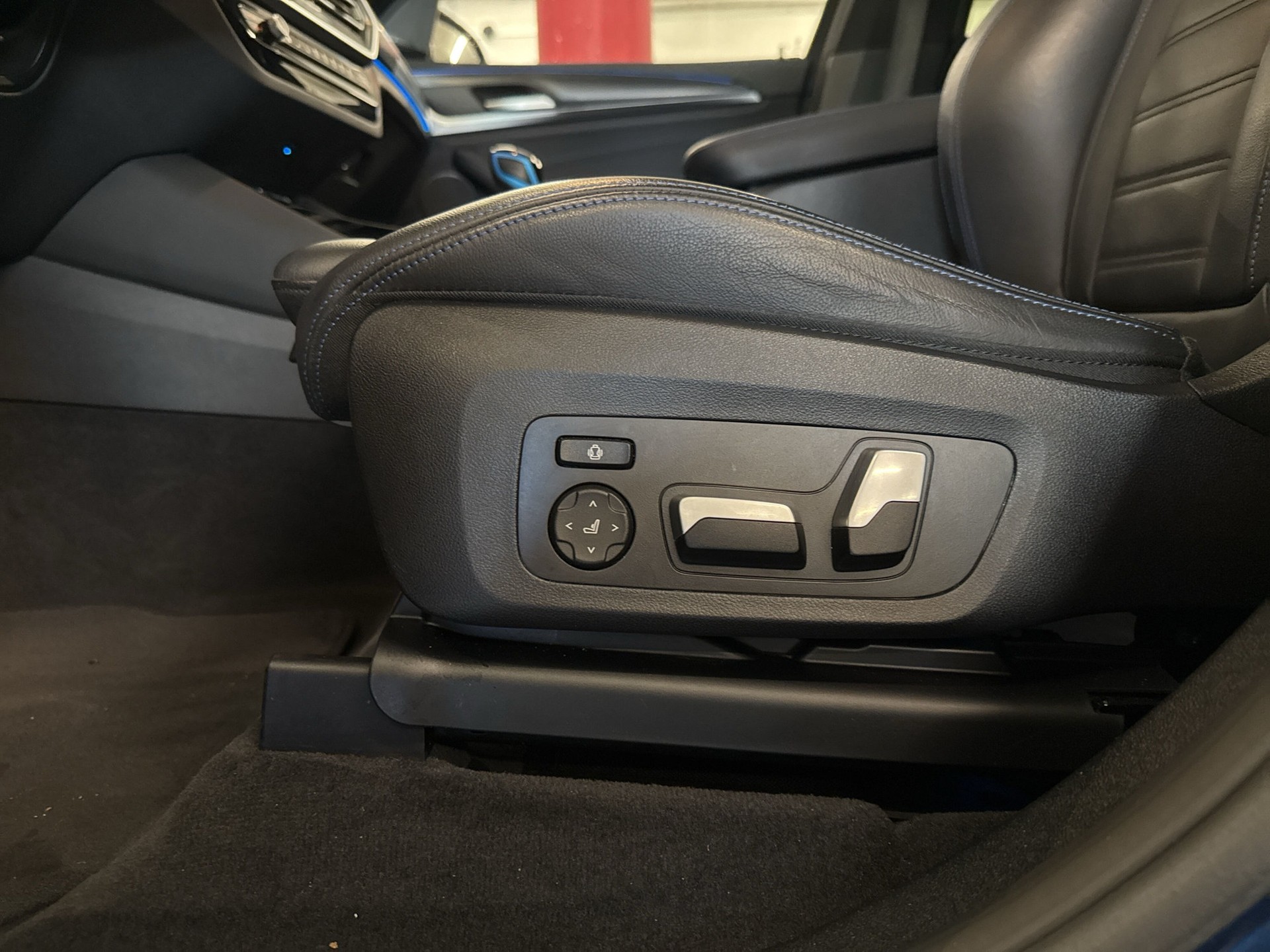 BMW iX3 Impressive-image-18