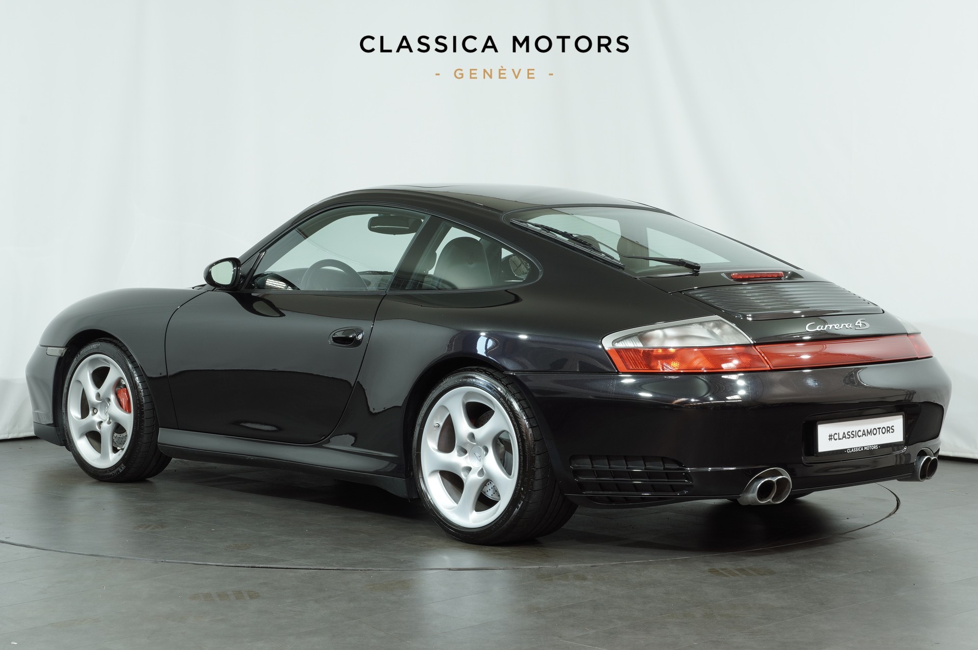 PORSCHE 911 Carrera 4 S-image-5