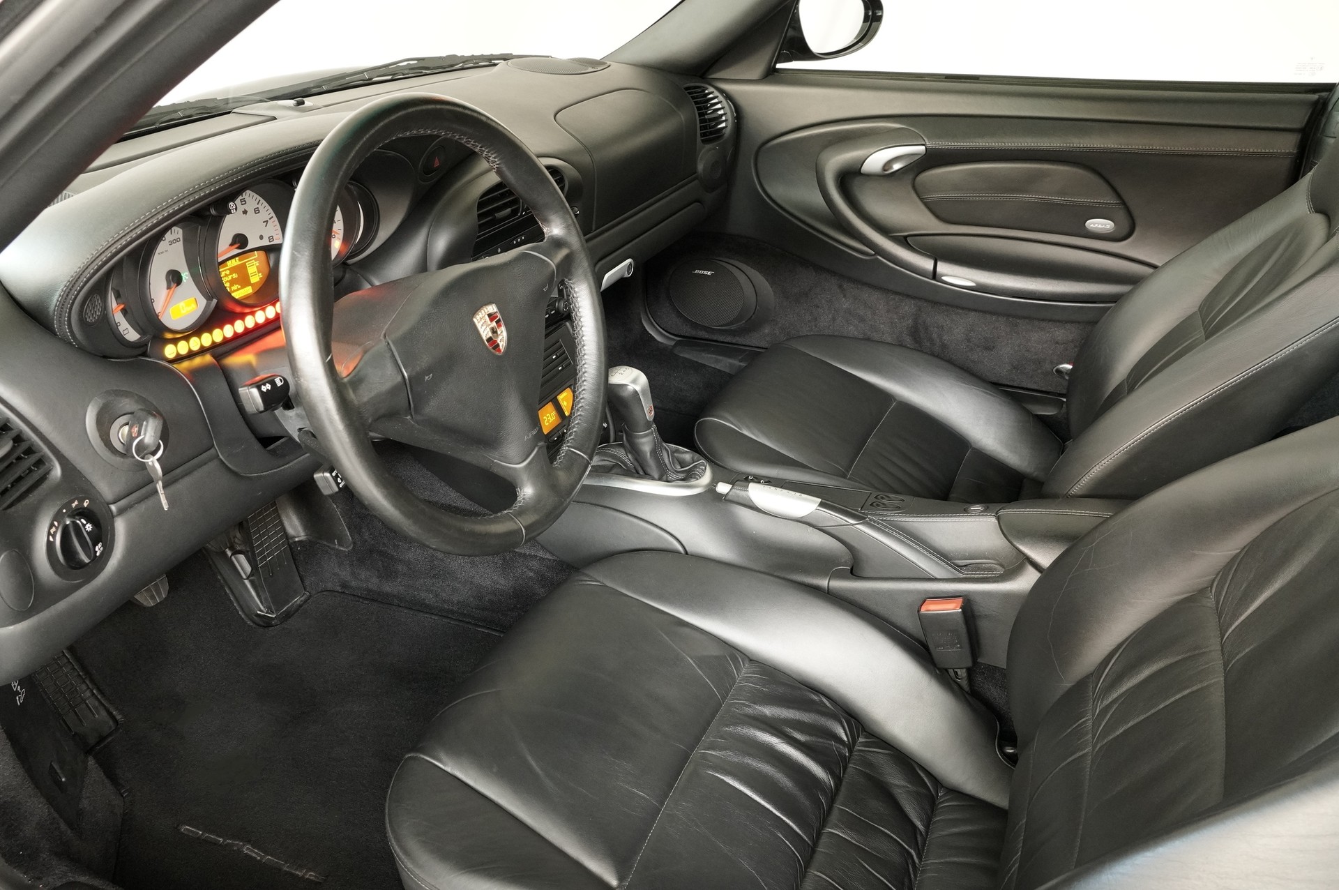 PORSCHE 911 Carrera 4 S-image-9