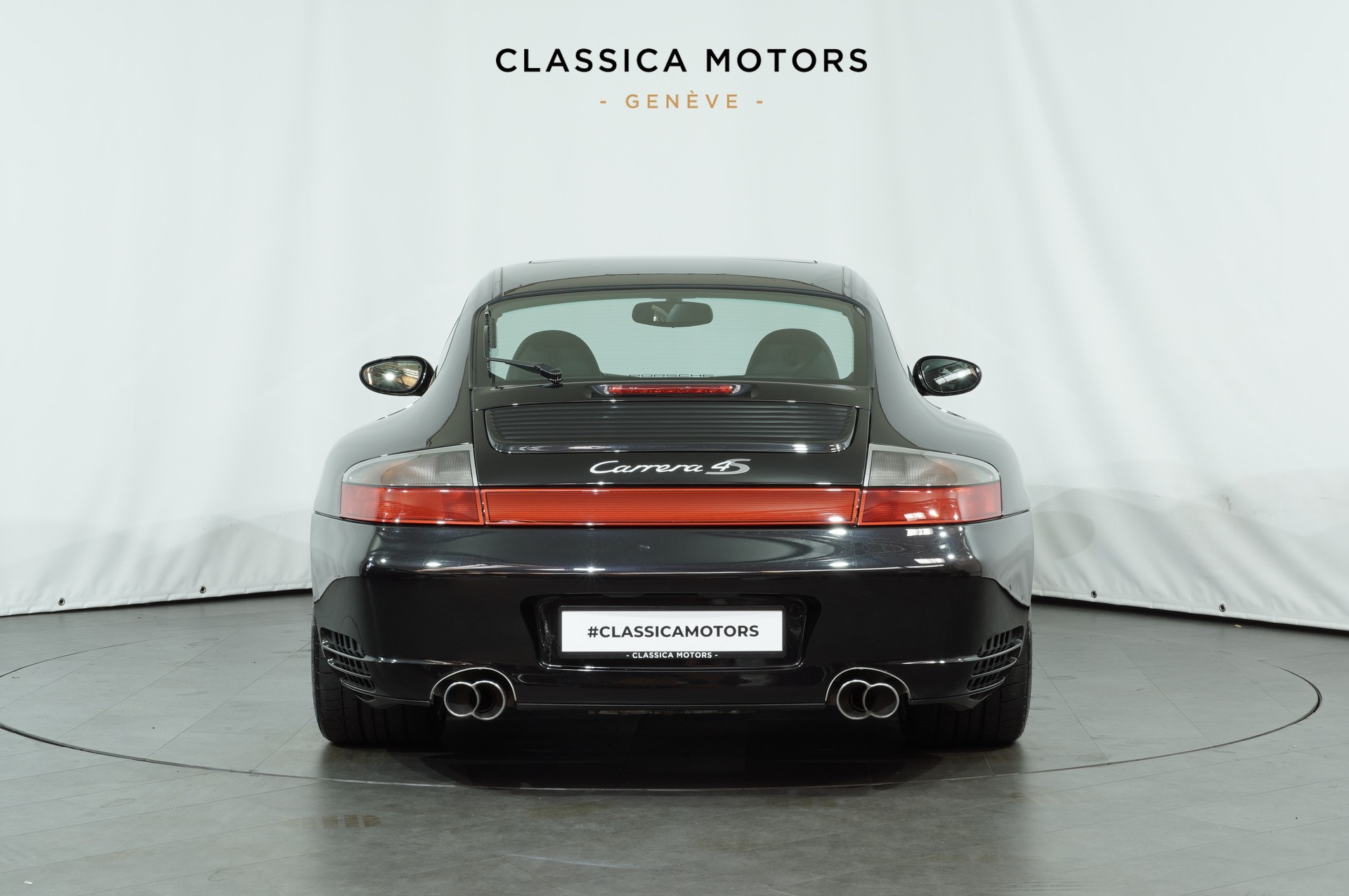 PORSCHE 911 Carrera 4 S-image-4