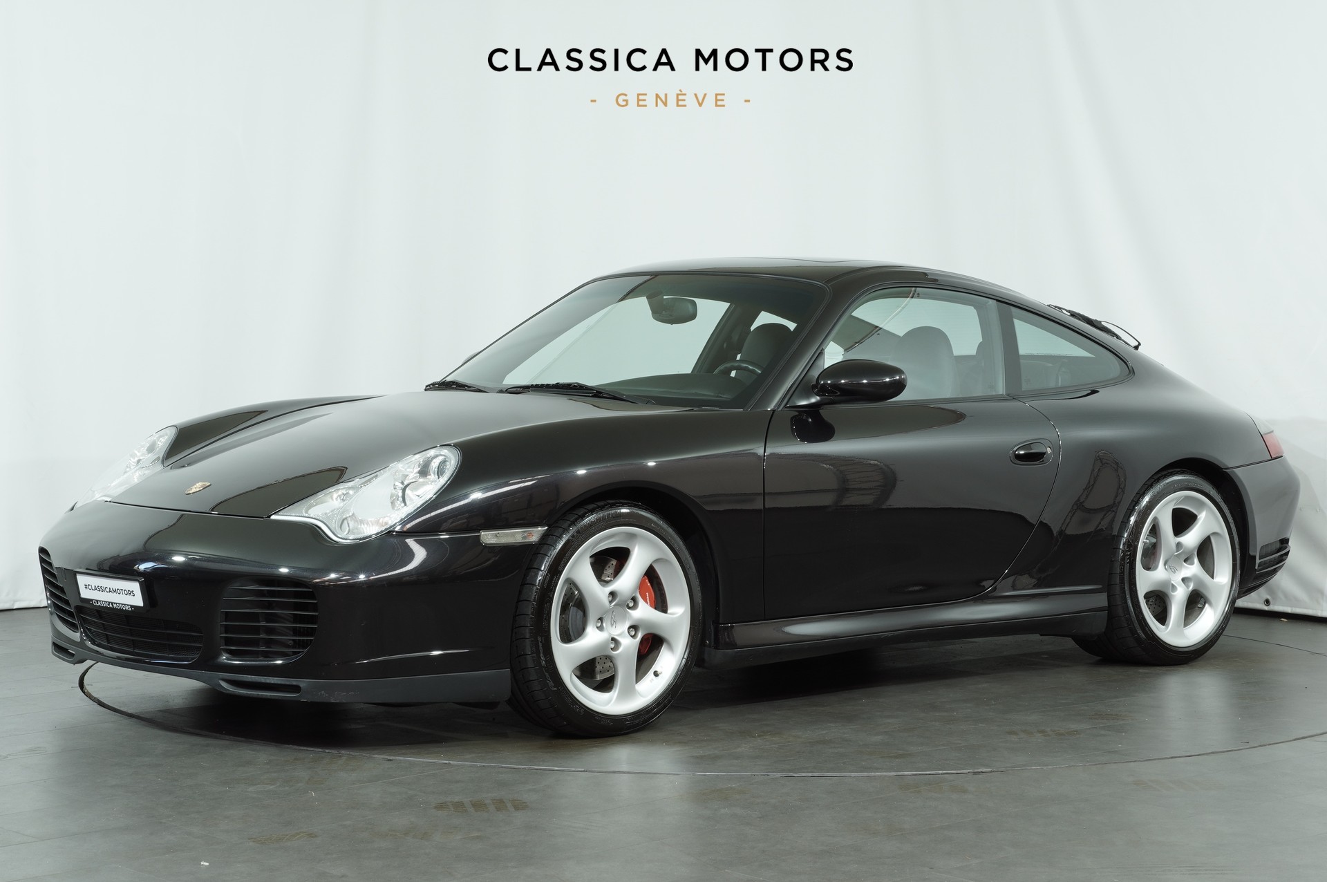 PORSCHE 911 Carrera 4 S-image-7