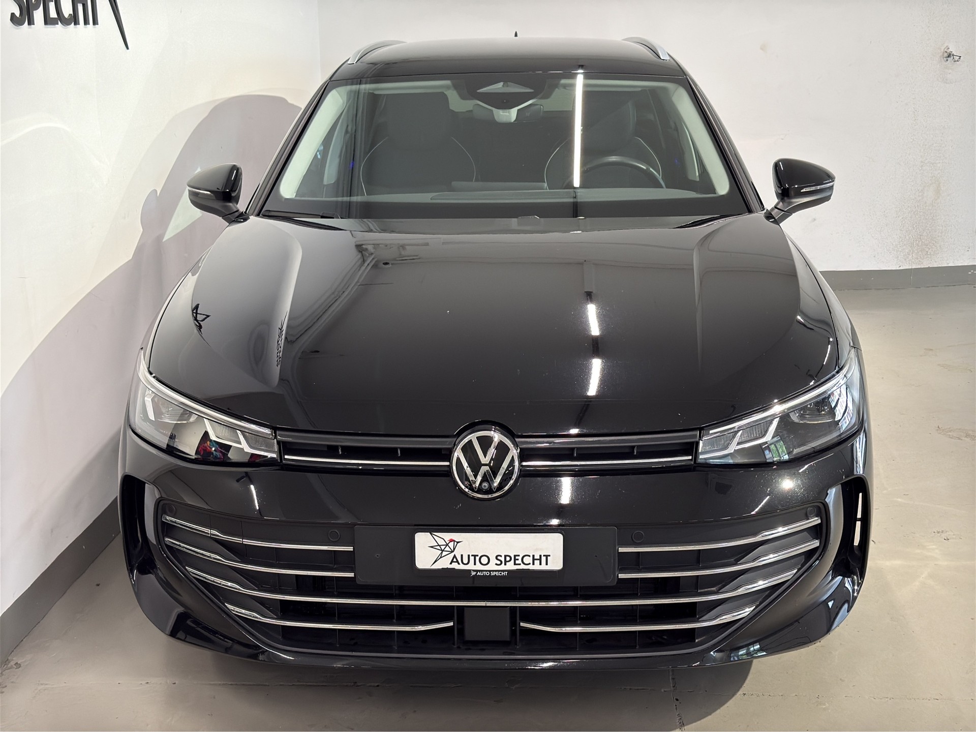 VW Passat Variant 2.0 TDI evo Business DSG-image-2