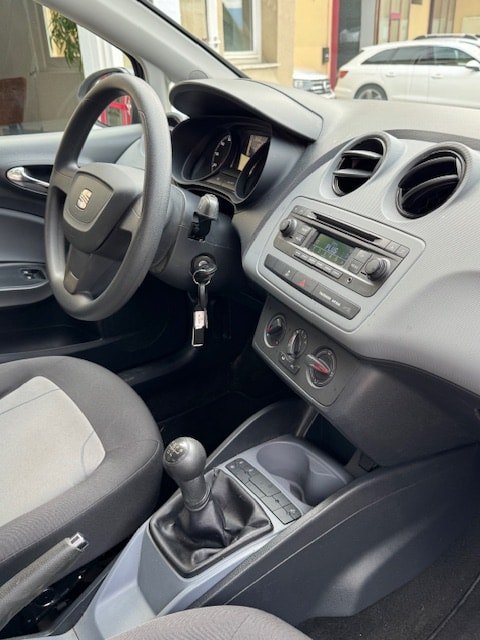 SEAT Ibiza 1.2 Entry-image-7