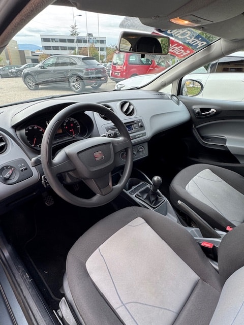 SEAT Ibiza 1.2 Entry-image-6