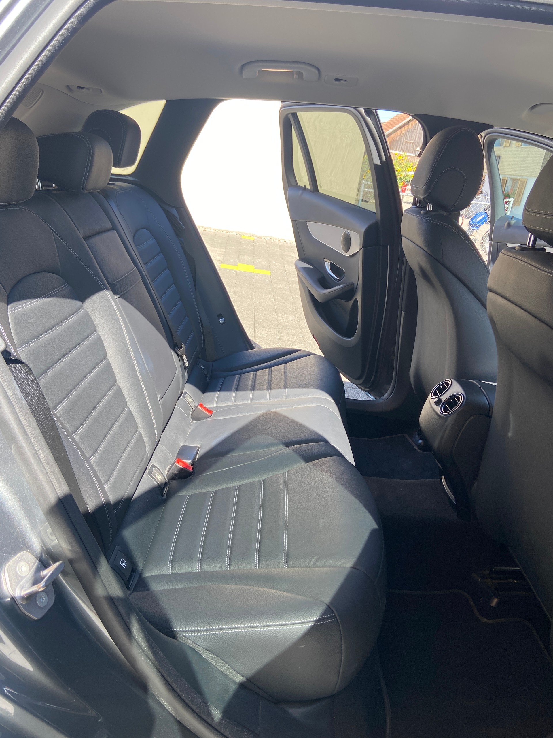 MERCEDES-BENZ GLC 250 d 4m-image-4