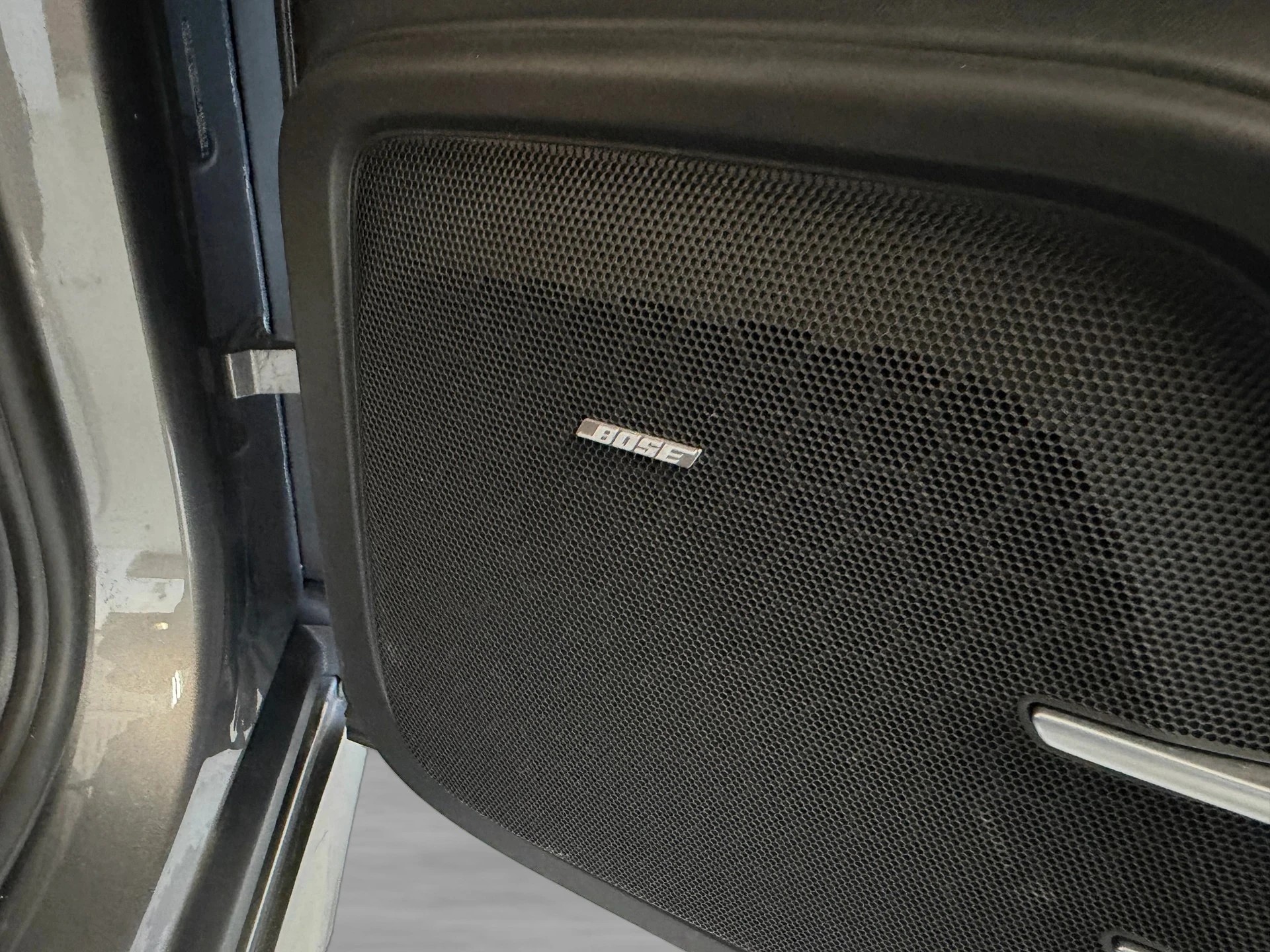 PORSCHE Cayenne Turbo | MFK 10.2024 | AHK 3.5t. | Remus Abgasanlage-image-9