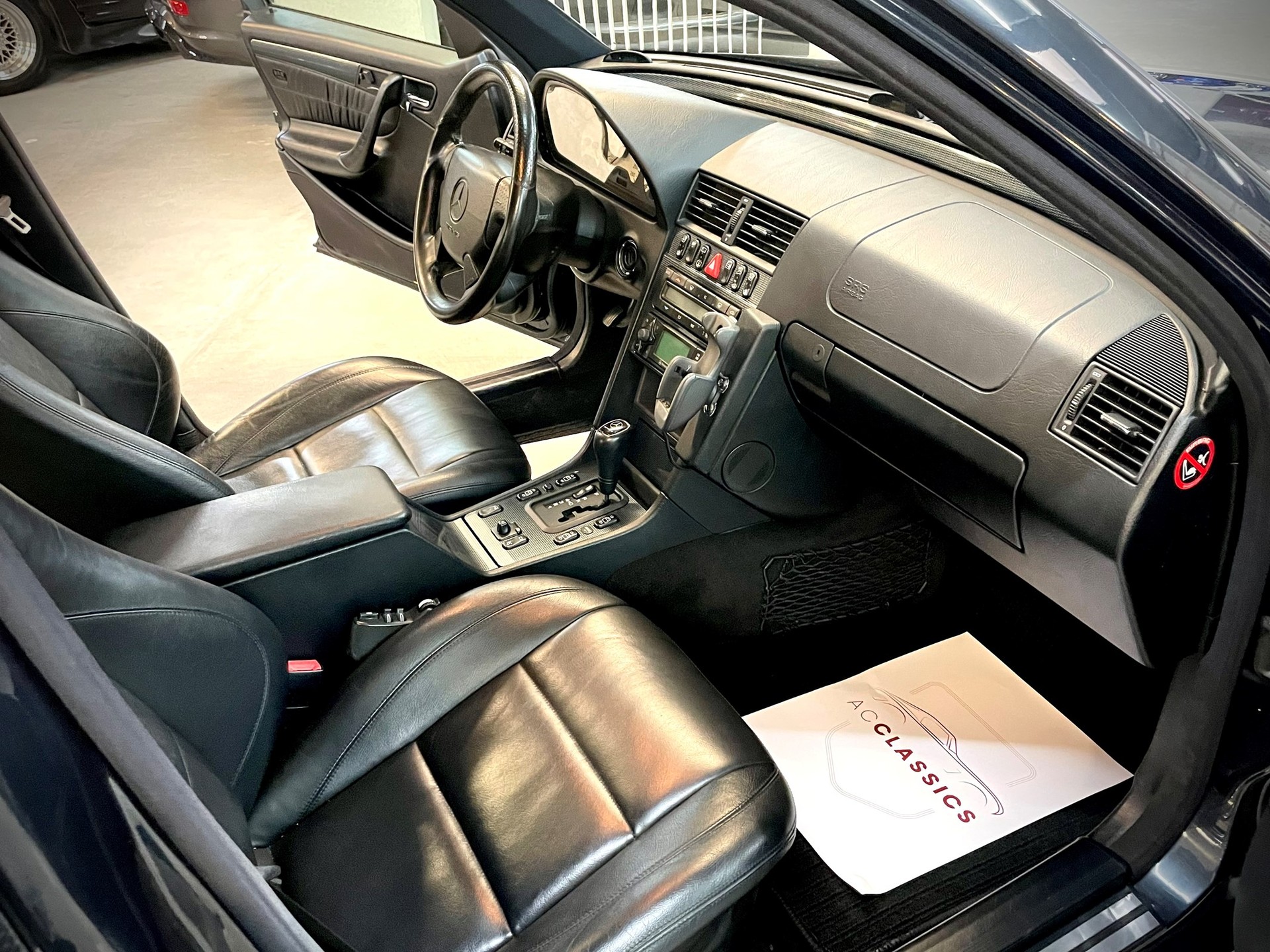 MERCEDES-BENZ C 43 AMG Sport Automatic-image-7