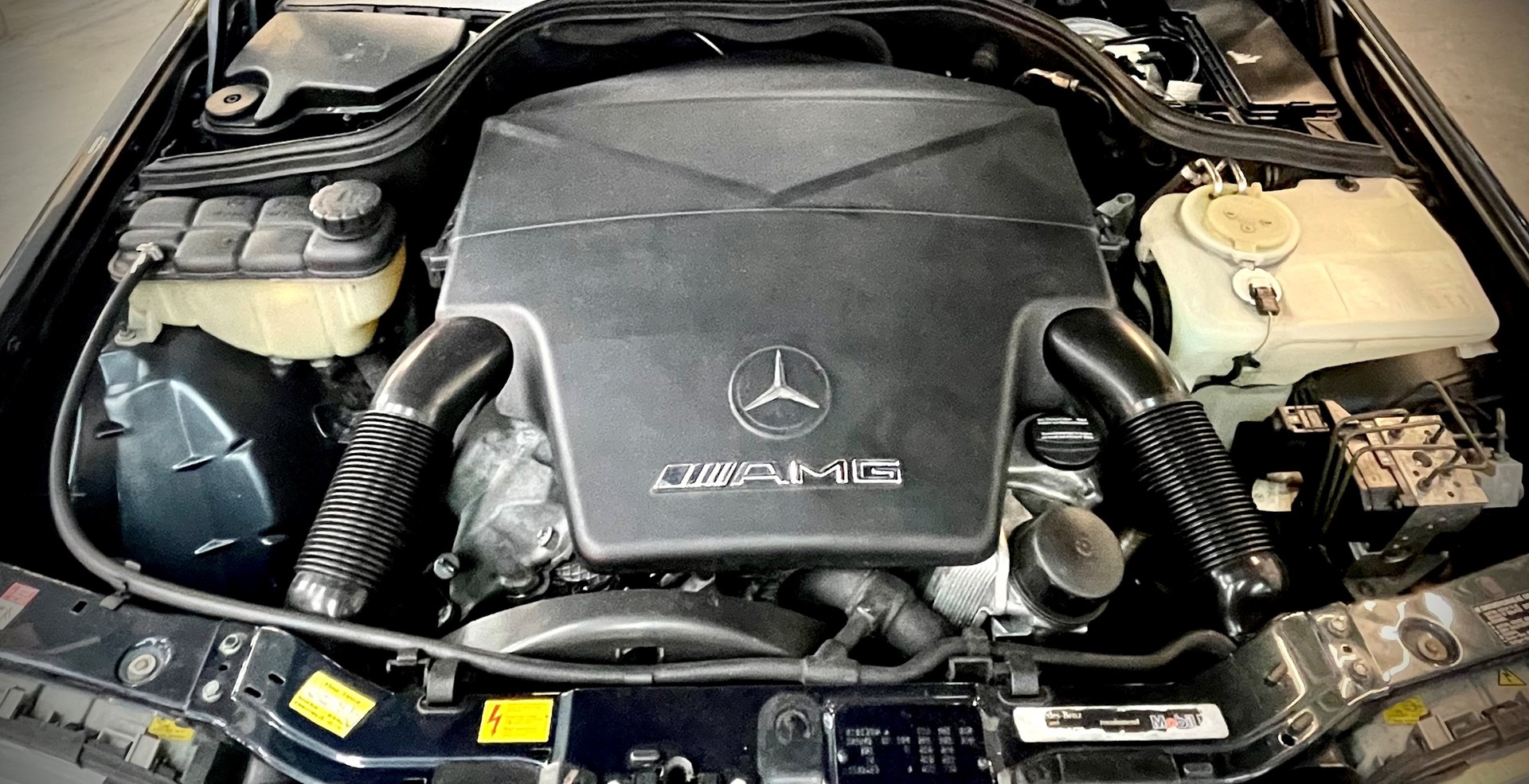 MERCEDES-BENZ C 43 AMG Sport Automatic-image-12