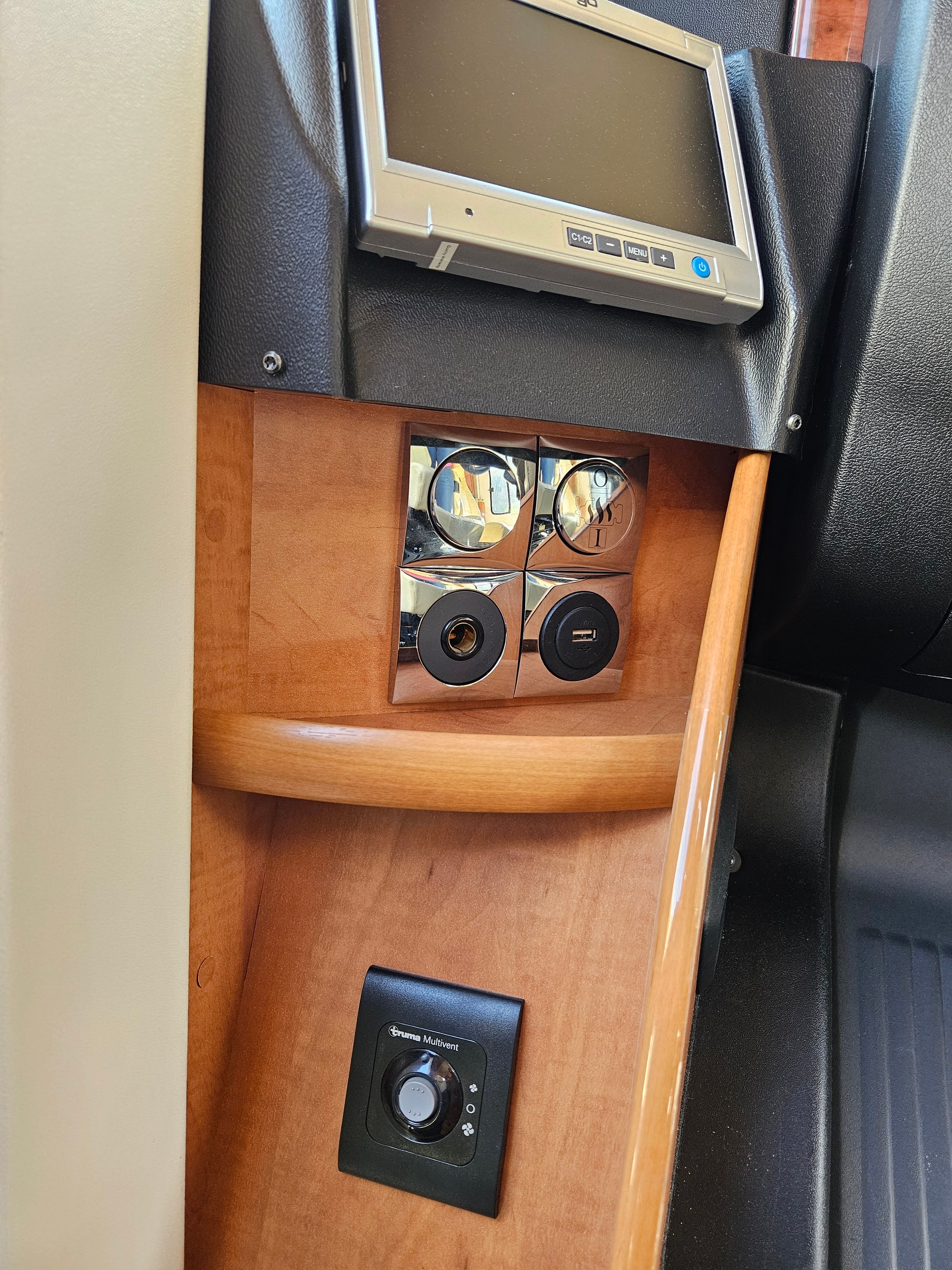 CARTHAGO Carthago Chic C-Line I 4.9 180 PS | ALDE | E&P | Automatik | Top Zustand-image-18