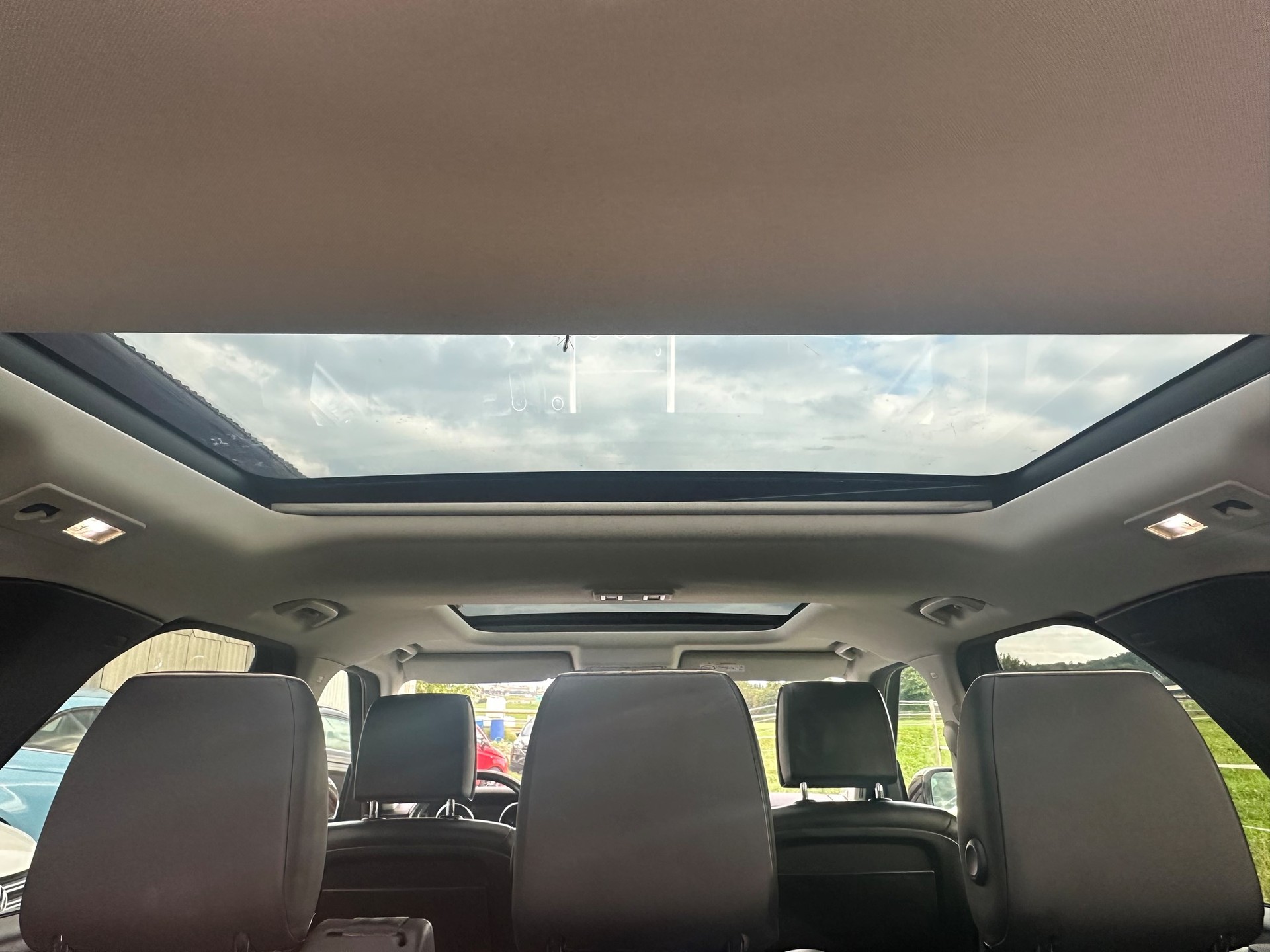 LAND ROVER Discovery 2.0 SD4 HSE Automatic-image-13