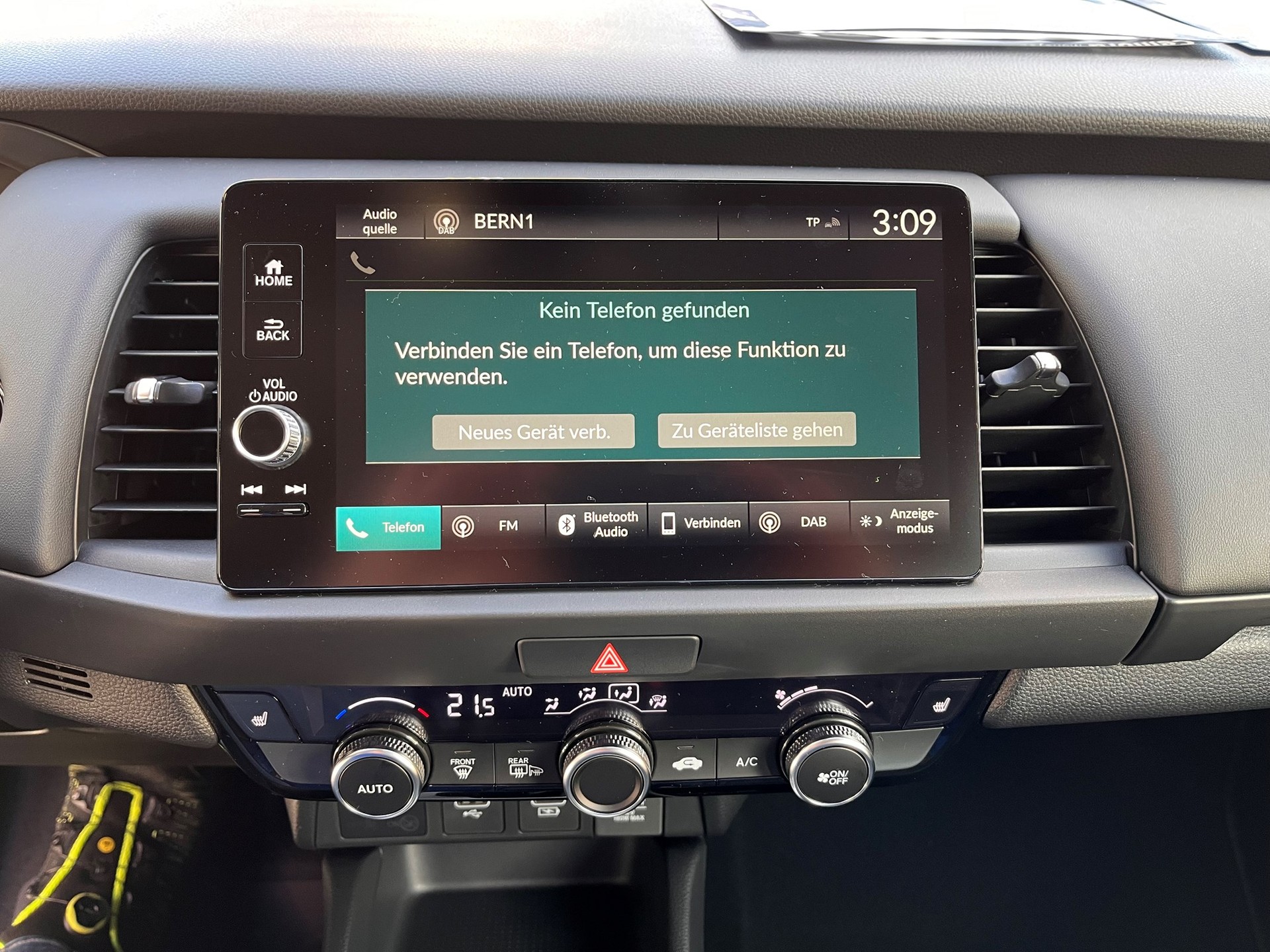 HONDA Jazz 1.5i-MMD Elegance E-CVT-image-10