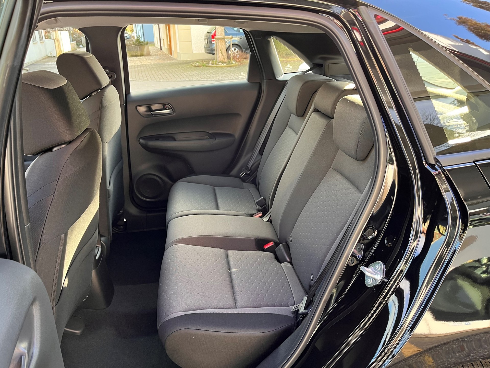 HONDA Jazz 1.5i-MMD Elegance E-CVT-image-6
