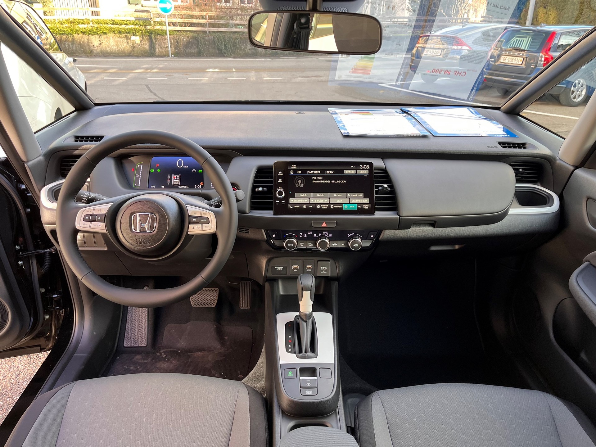 HONDA Jazz 1.5i-MMD Elegance E-CVT-image-8