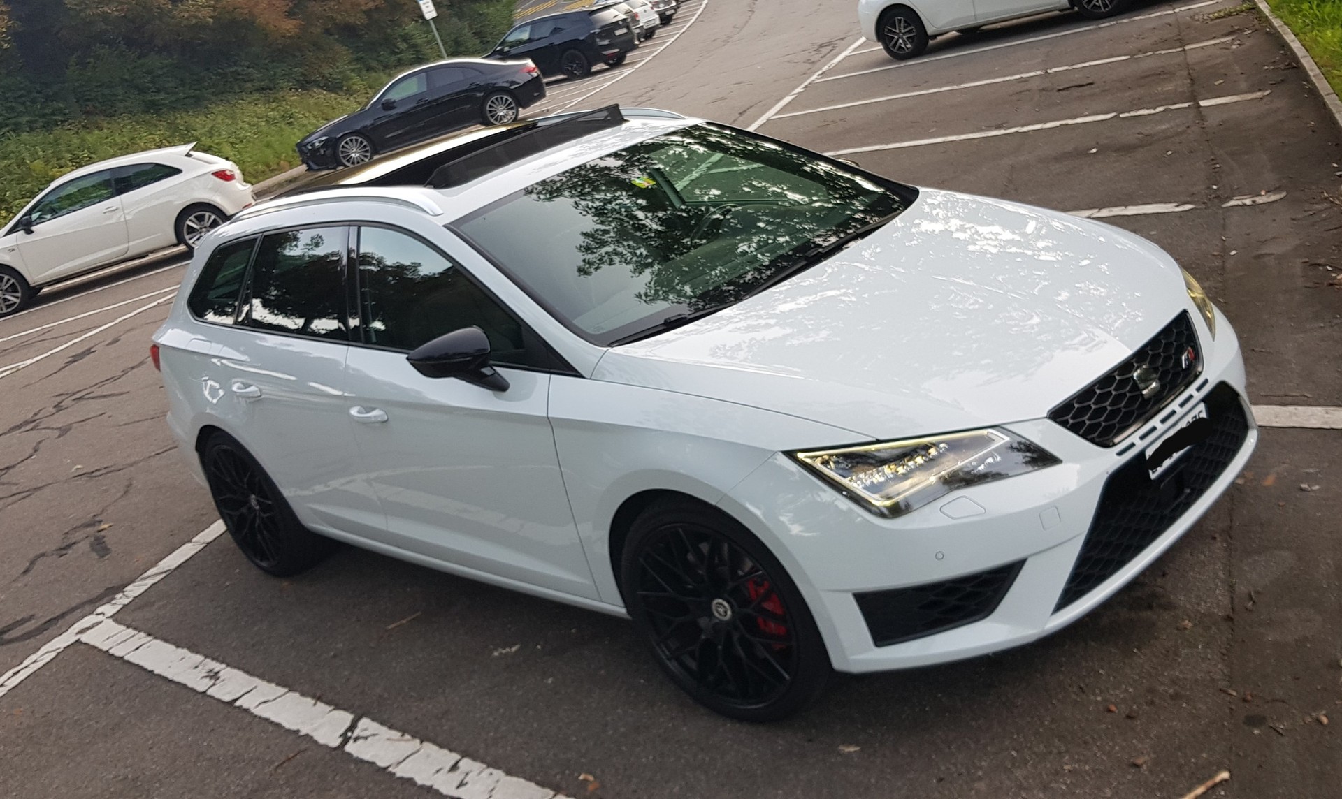 SEAT Leon ST 2.0 TSI Cupra 280 DSG-image-3