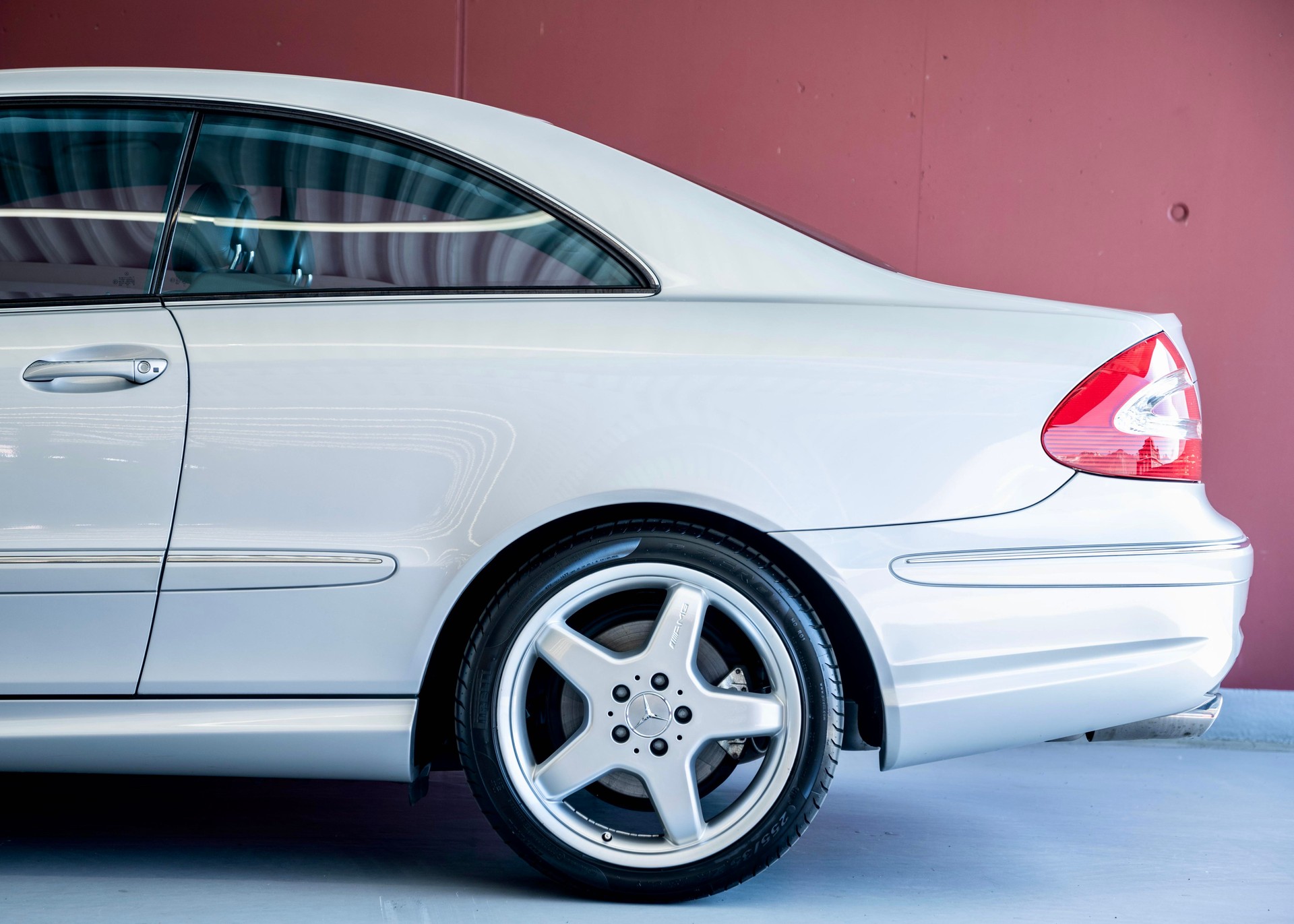 MERCEDES-BENZ CLK 500 AMG Styling Package (2nd hand, full Mercedes history)-image-8