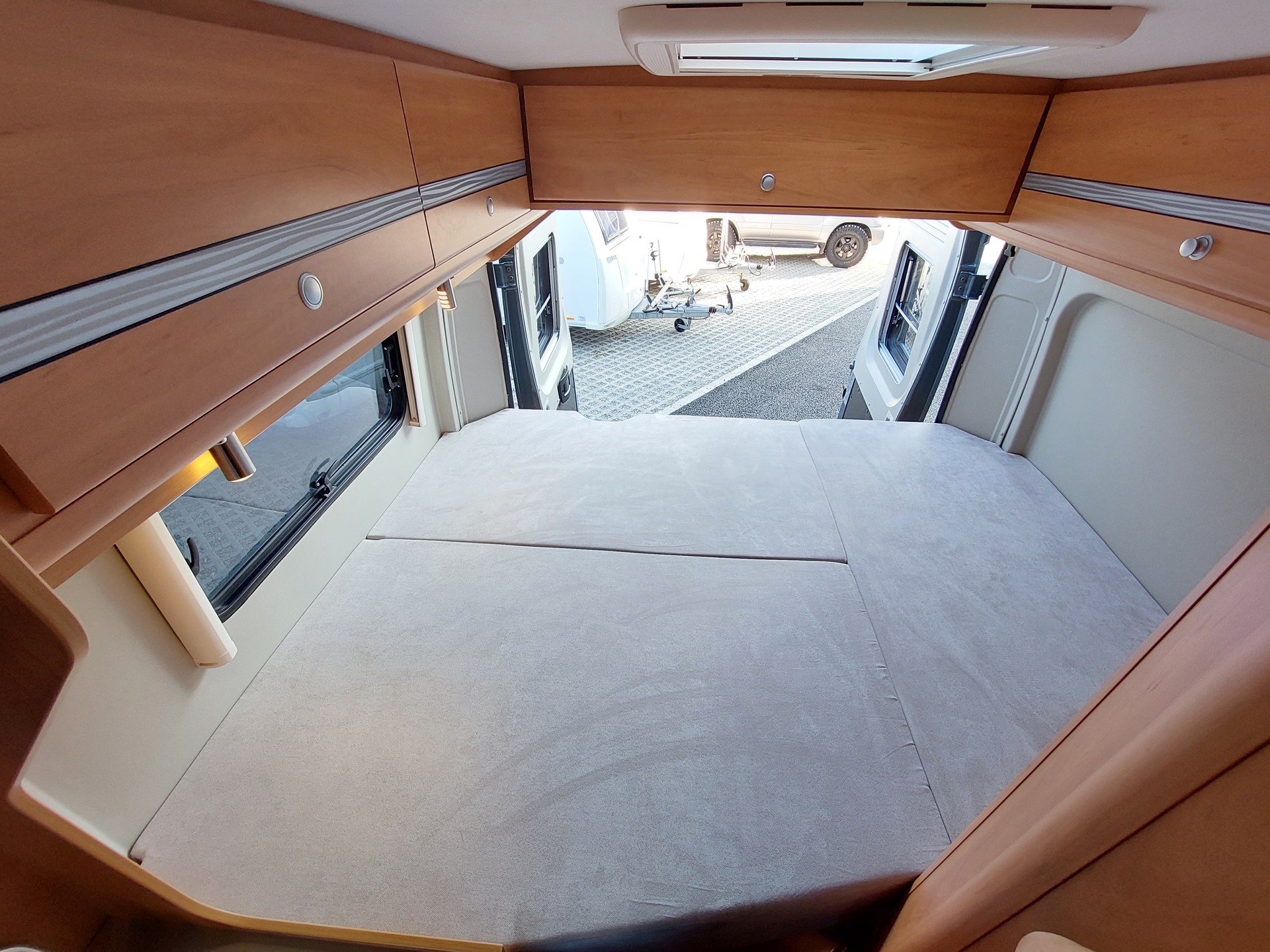 PÖSSL 2 win S Plus mit Heckdoppelbett!-image-13