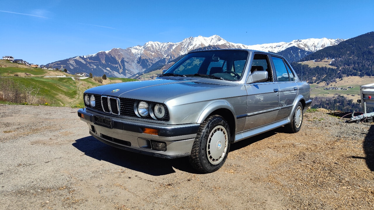 BMW 325iX A