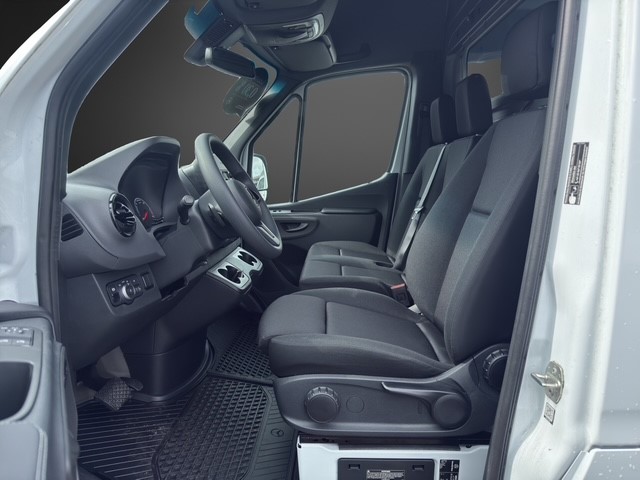 MERCEDES-BENZ eSprinter 312 47kWh Standard-image-5