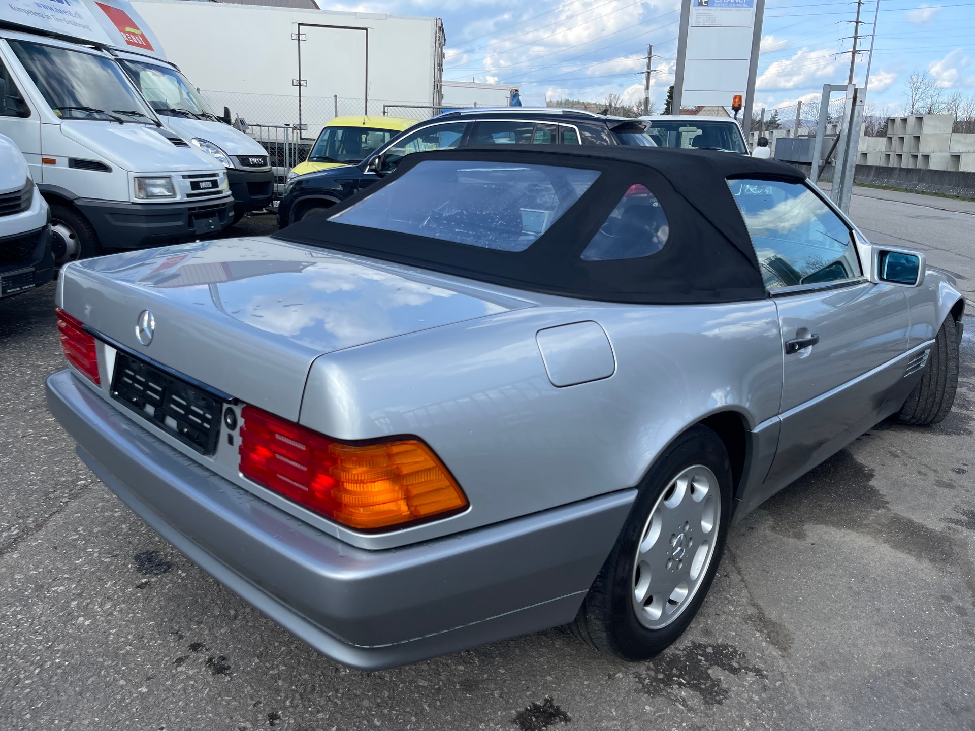 MERCEDES-BENZ SL 300-image-3