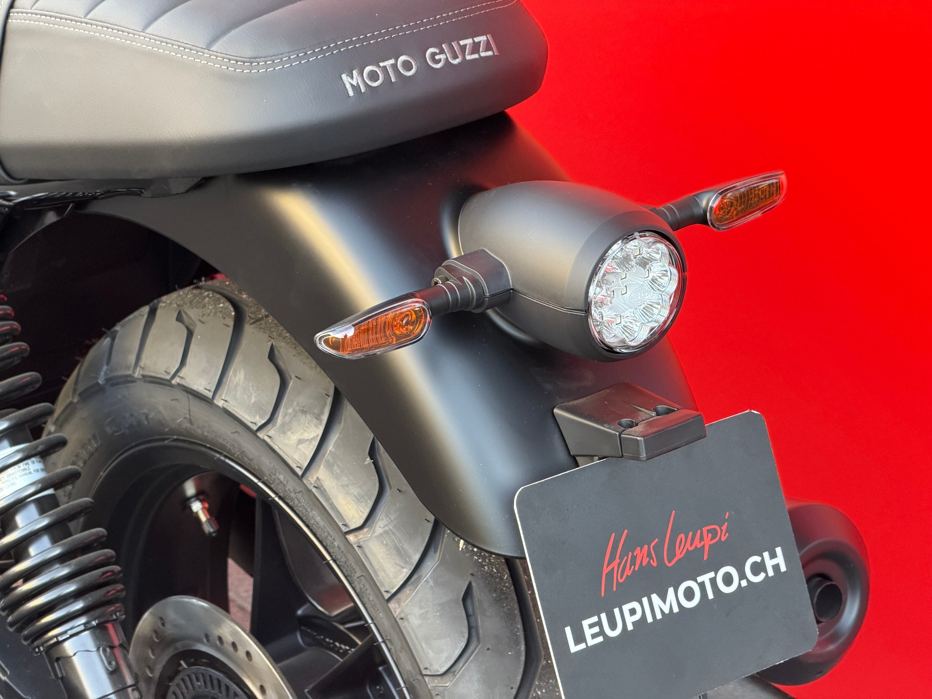 MOTO GUZZI V7 IV 850 Stone (35kW)-image-5