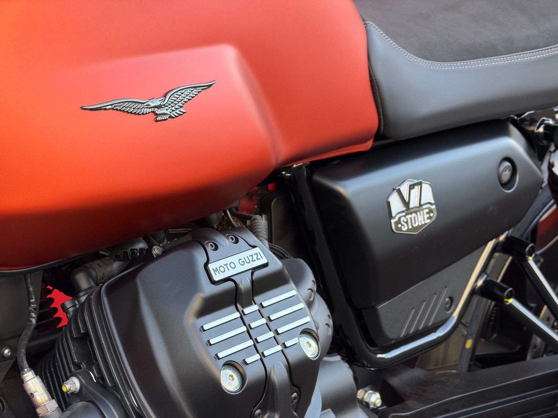 MOTO GUZZI V7 IV 850 Stone (35kW)-image-8