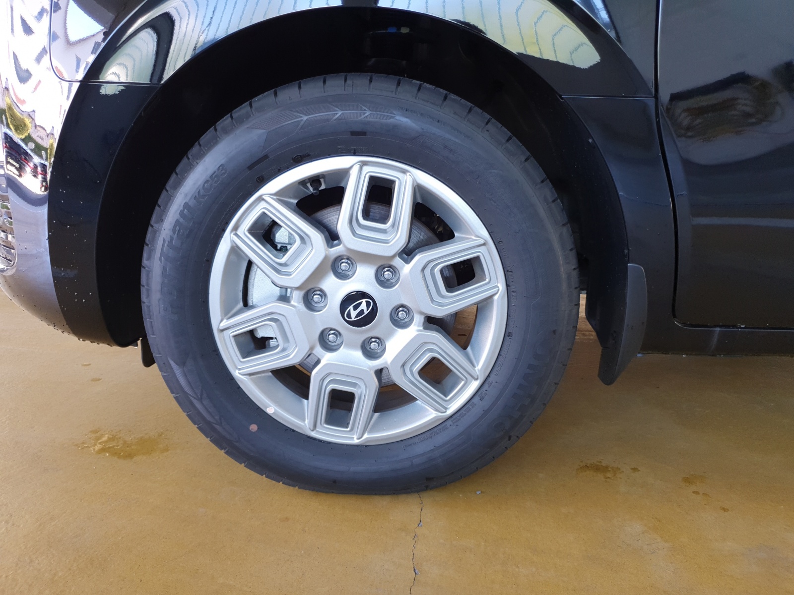 HYUNDAI Staria Wagon 1.6 GDi HEV Amplia-image-12