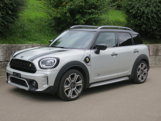 MINI Countryman CooperSE ALL4-image-0