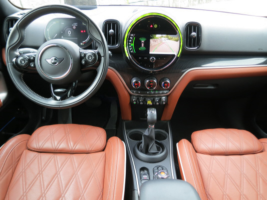 MINI Countryman CooperSE ALL4-image-8