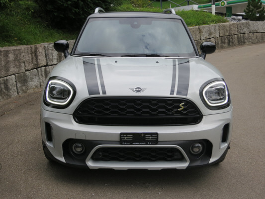 MINI Countryman CooperSE ALL4-image-4