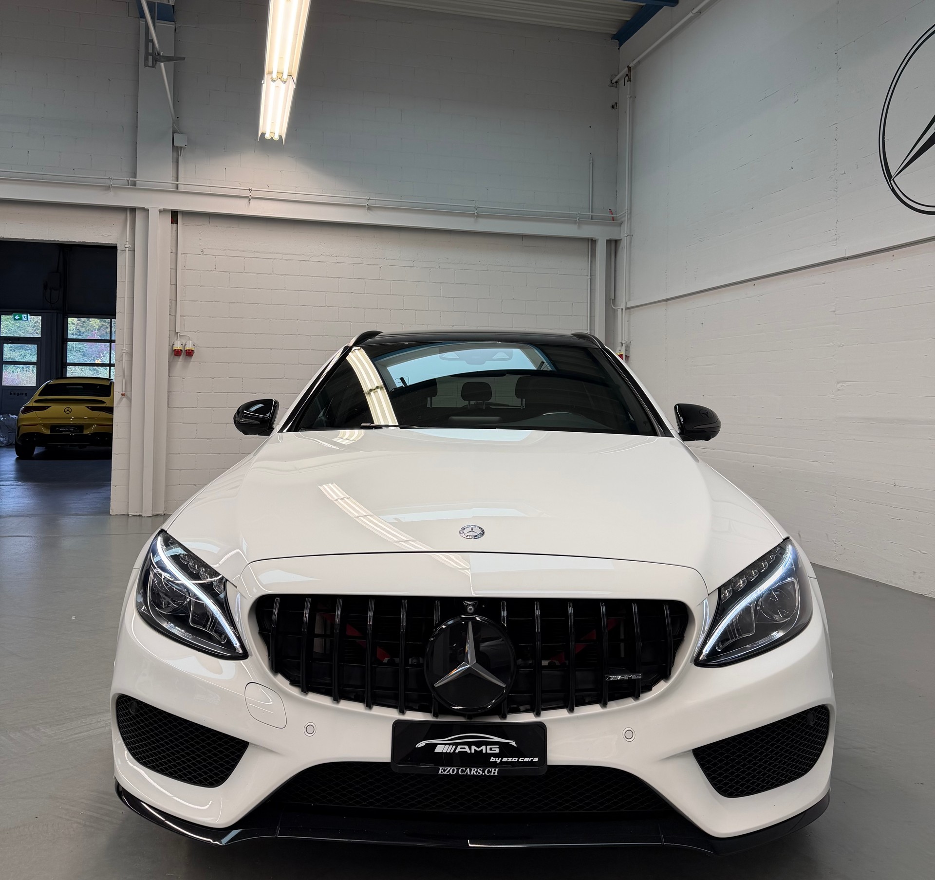 MERCEDES-BENZ C 43 AMG ( C63 S AMG Bodykit ) 4Matic 7G-Tronic Limited White Black Performance 420 PS 2 Jahre Garantie-showroom-element-3