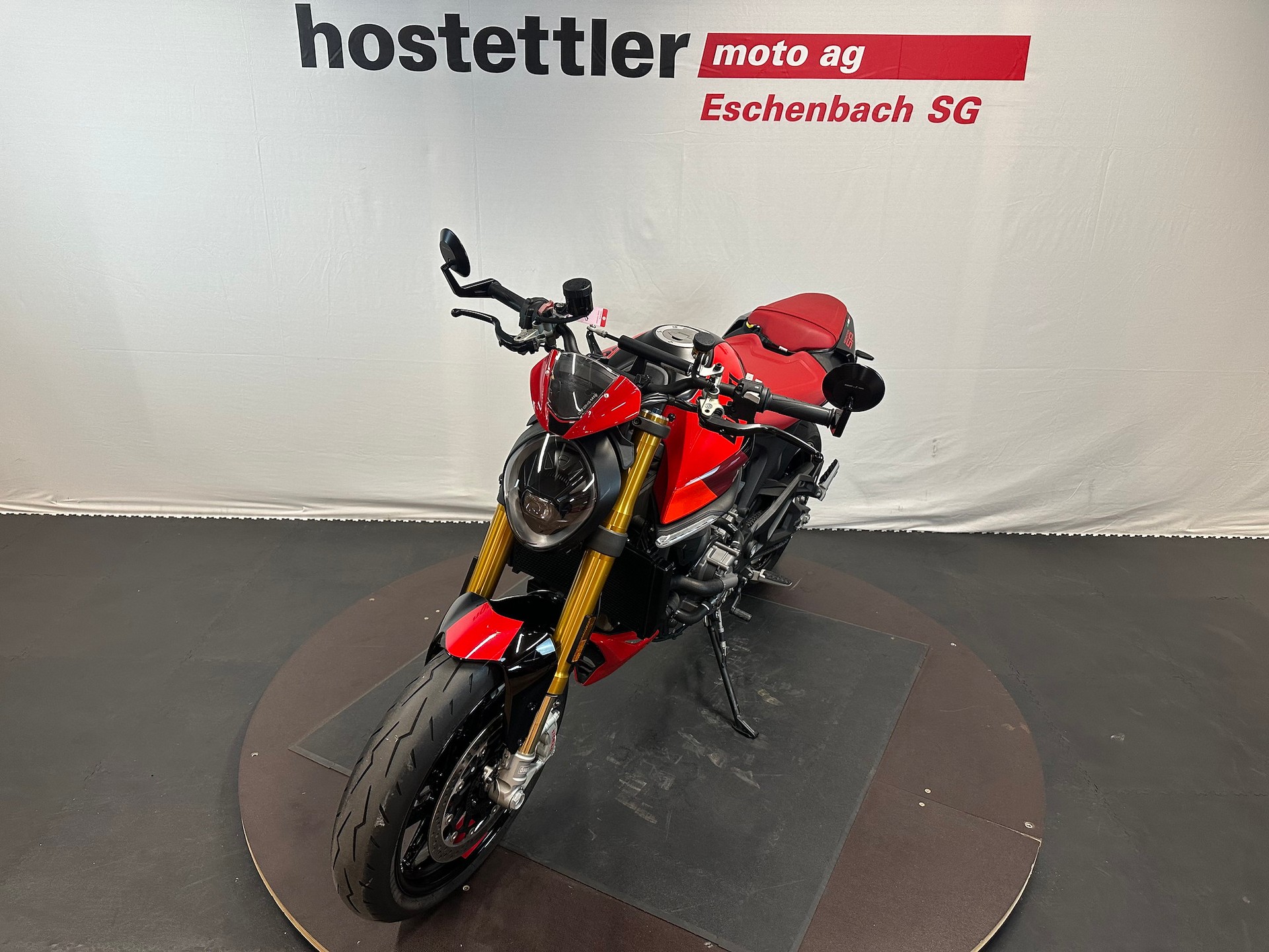DUCATI Monster SP-showroom-element-2