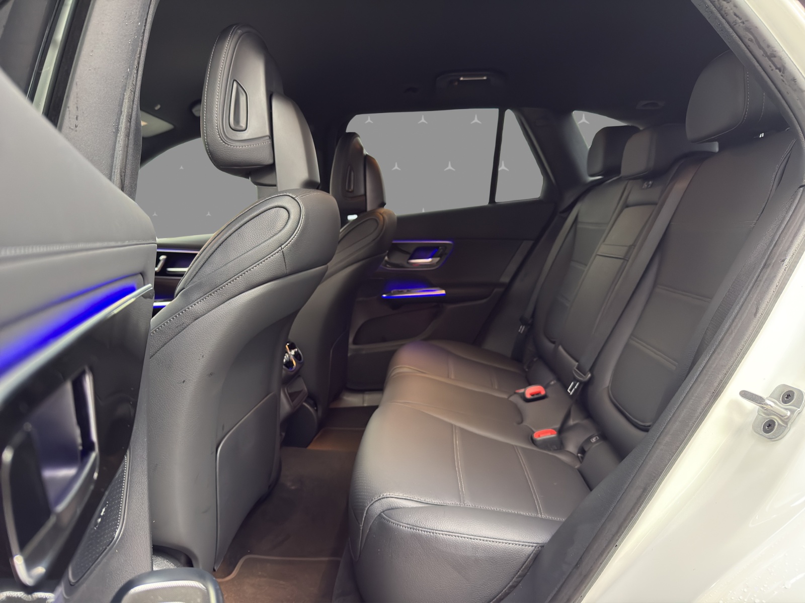 MERCEDES-BENZ GLC 300 e 4Matic 9G-Tronic-image-14