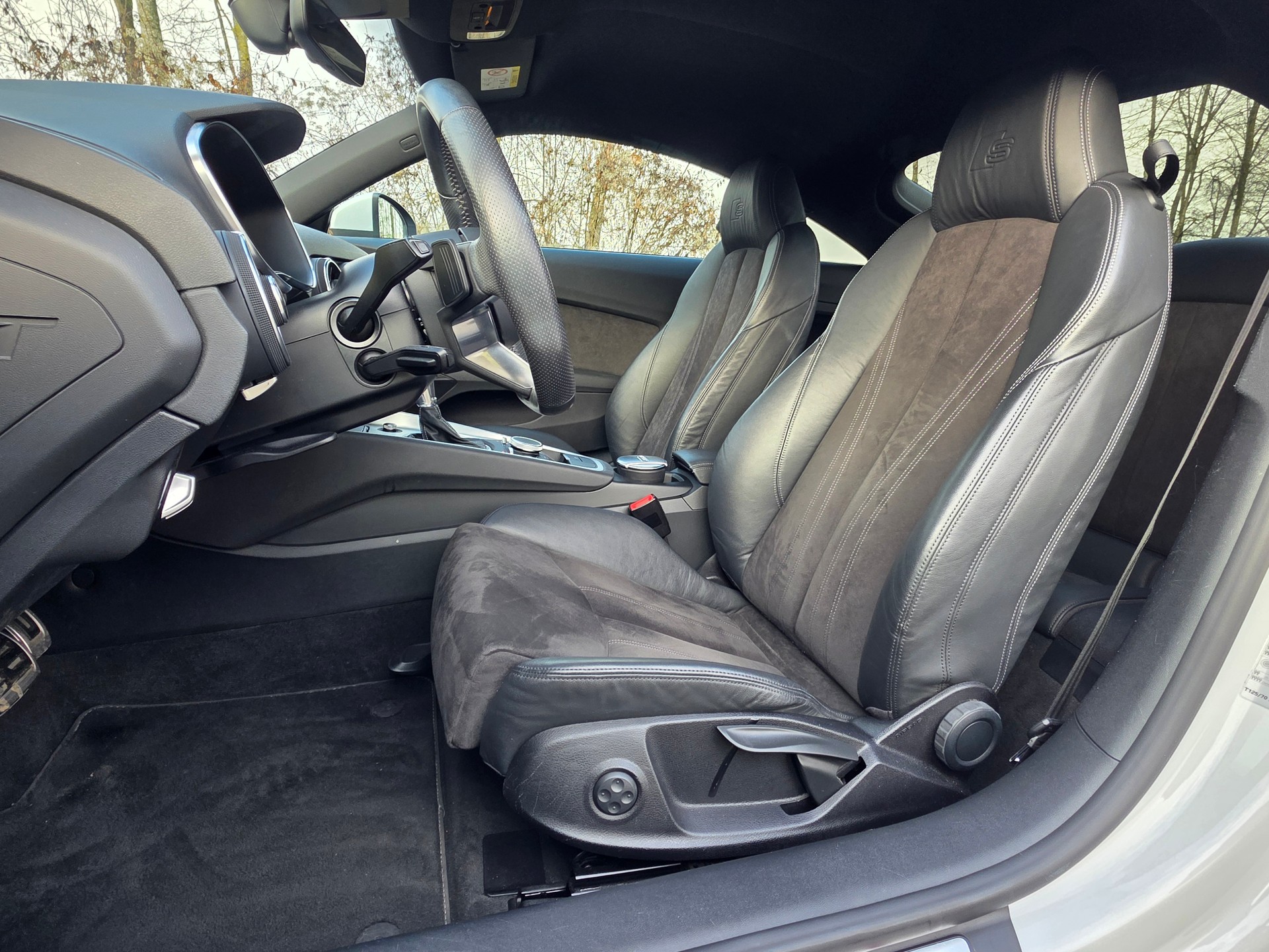 AUDI TT Coupé 2.0 TFSI S-tronic / Neu ab Mfk.-image-12