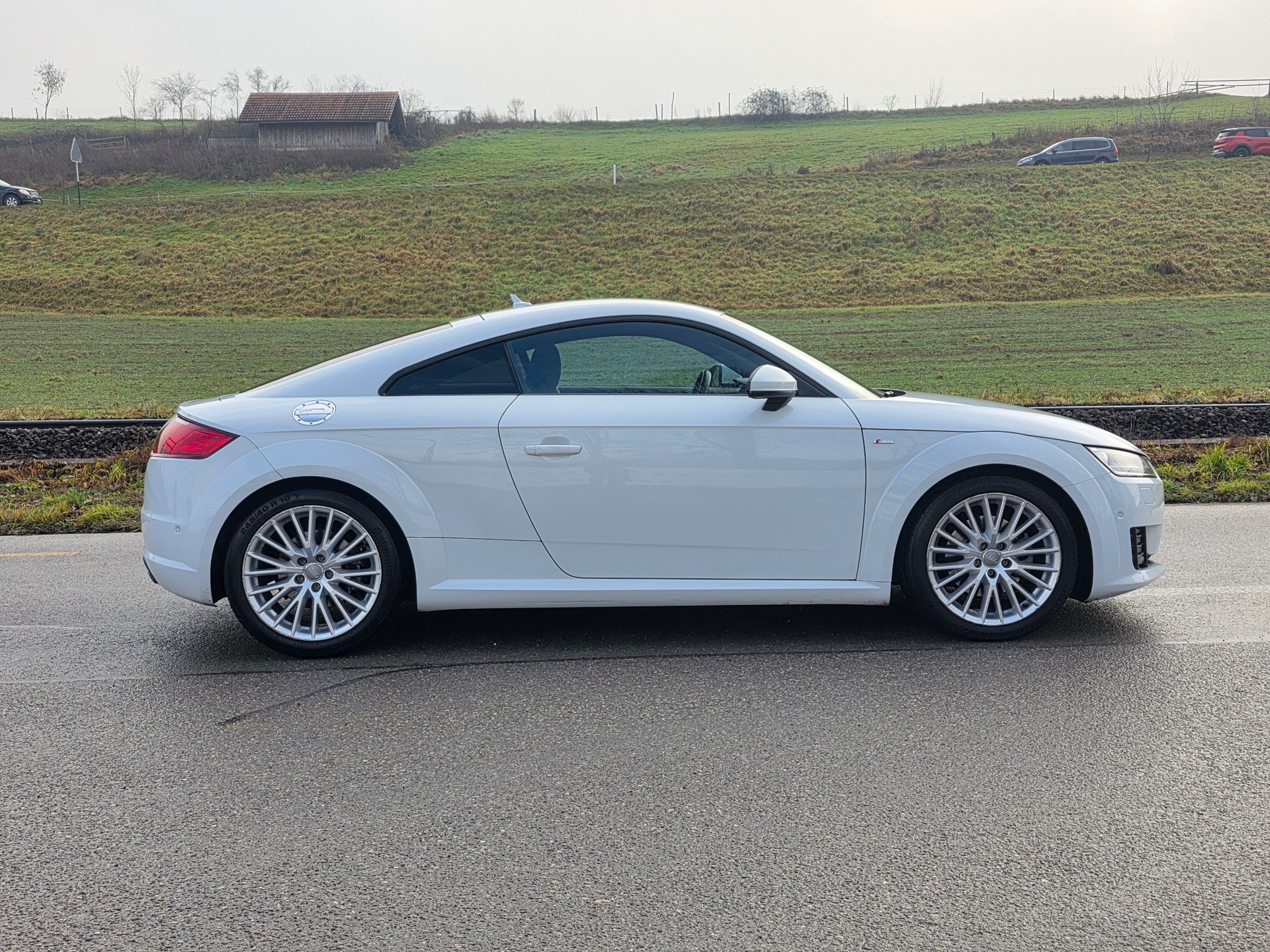 AUDI TT Coupé 2.0 TFSI S-tronic / Neu ab Mfk.-image-2