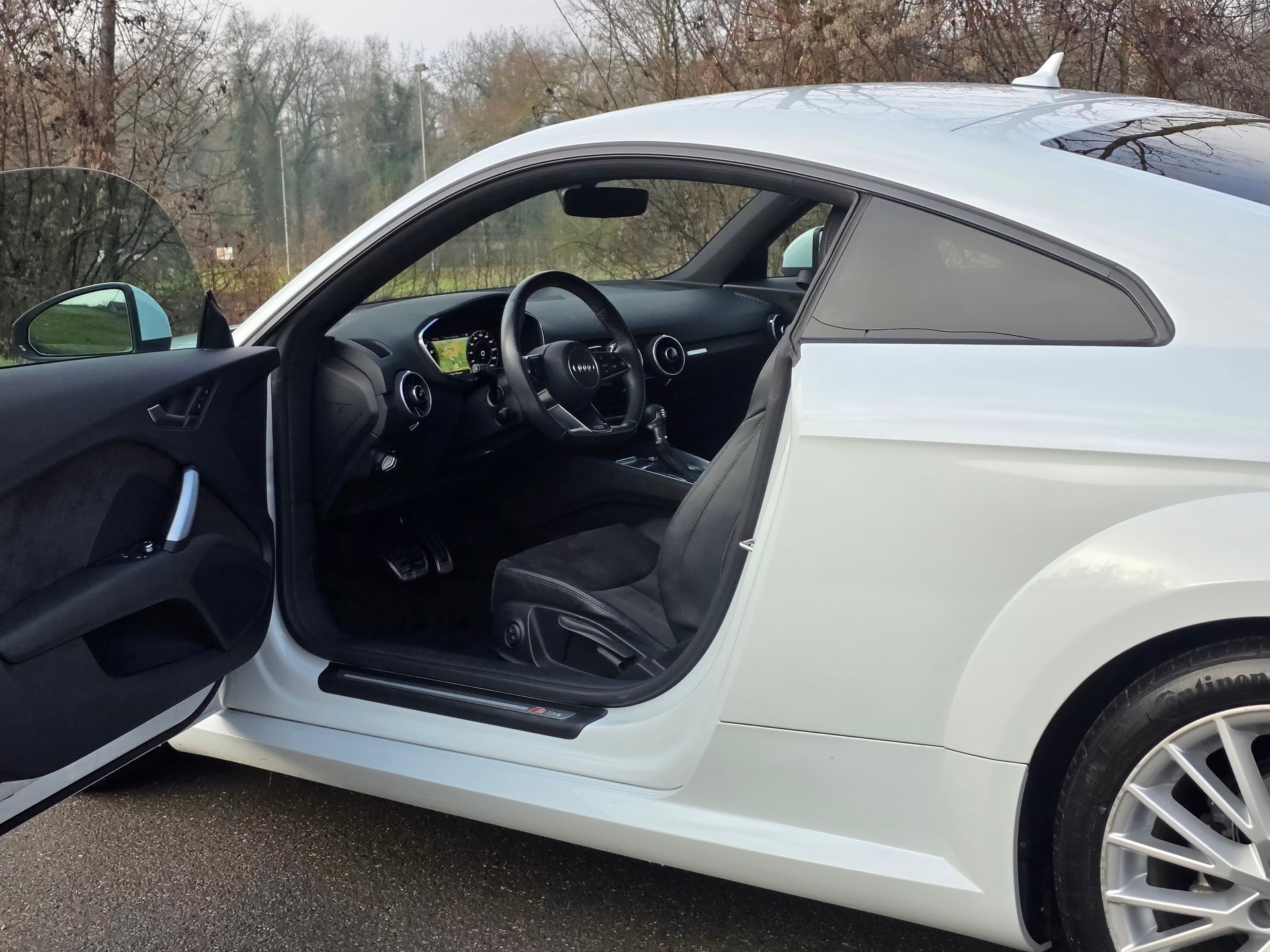 AUDI TT Coupé 2.0 TFSI S-tronic / Neu ab Mfk.-image-8