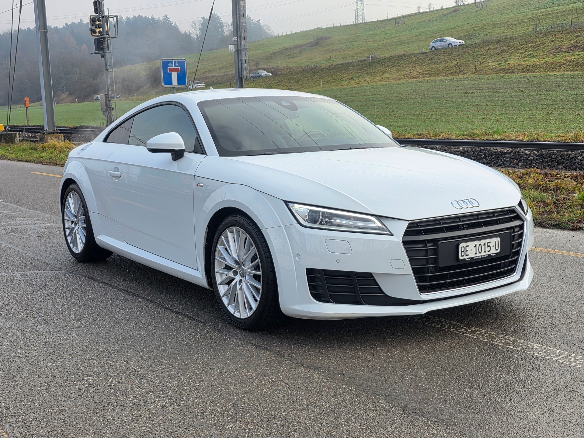 AUDI TT Coupé 2.0 TFSI S-tronic / Neu ab Mfk.-image-4