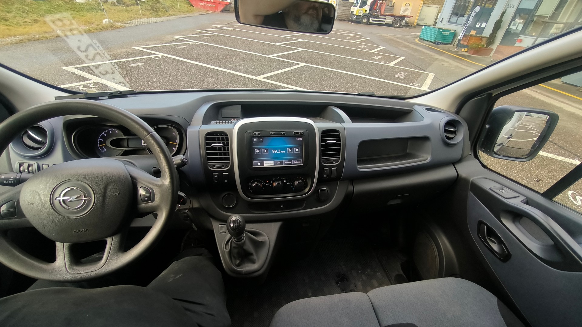 OPEL Vivaro 1.6 BiTurbo CDTI ecoFLEX 2.7t L1H1-image-9