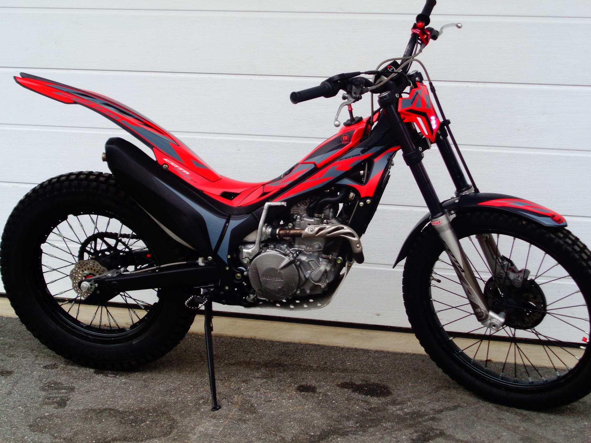 MONTESA HONDA Cota 4RT 260R-showroom-element-1
