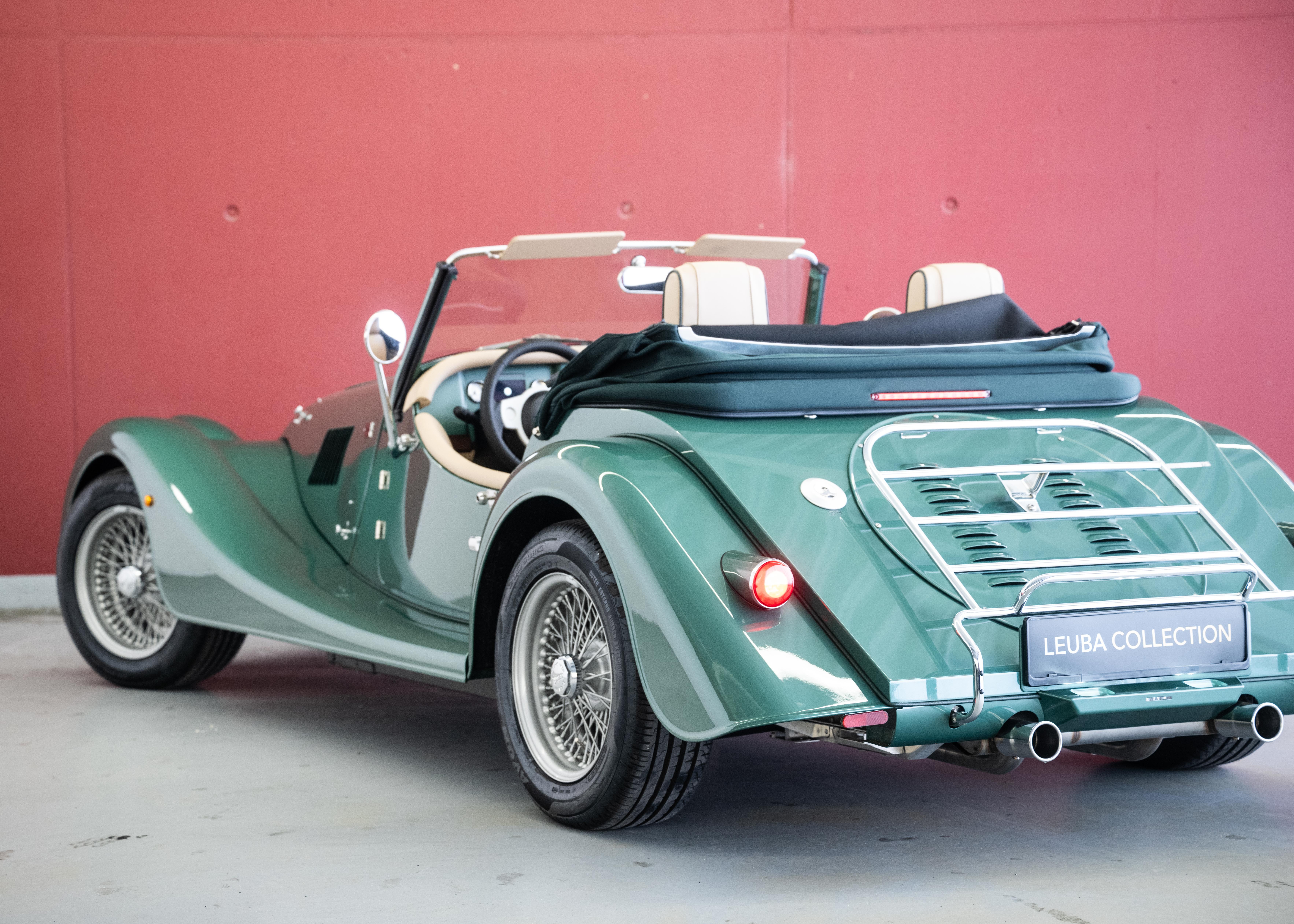 Image MORGAN PLUS-FOUR Plus Four 75th Anniversary (New Swiss car, World Limited Edition 1 of 75, Aston Martin Almond Green metallic paint) - SOLD !