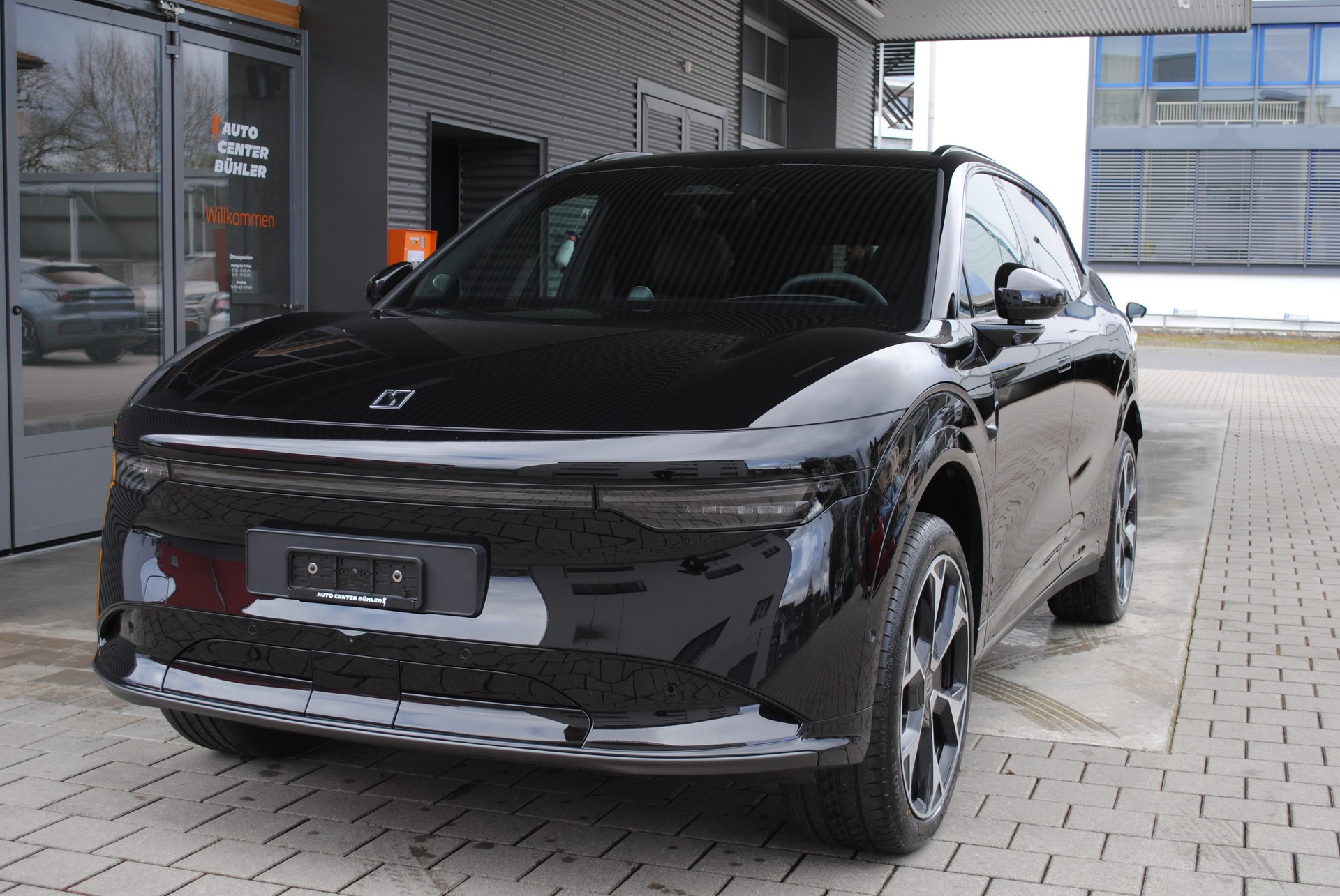 ZEEKR 7X 100kWh Privilege AWD inkl. Comfort und Cockpit Paket-image-2