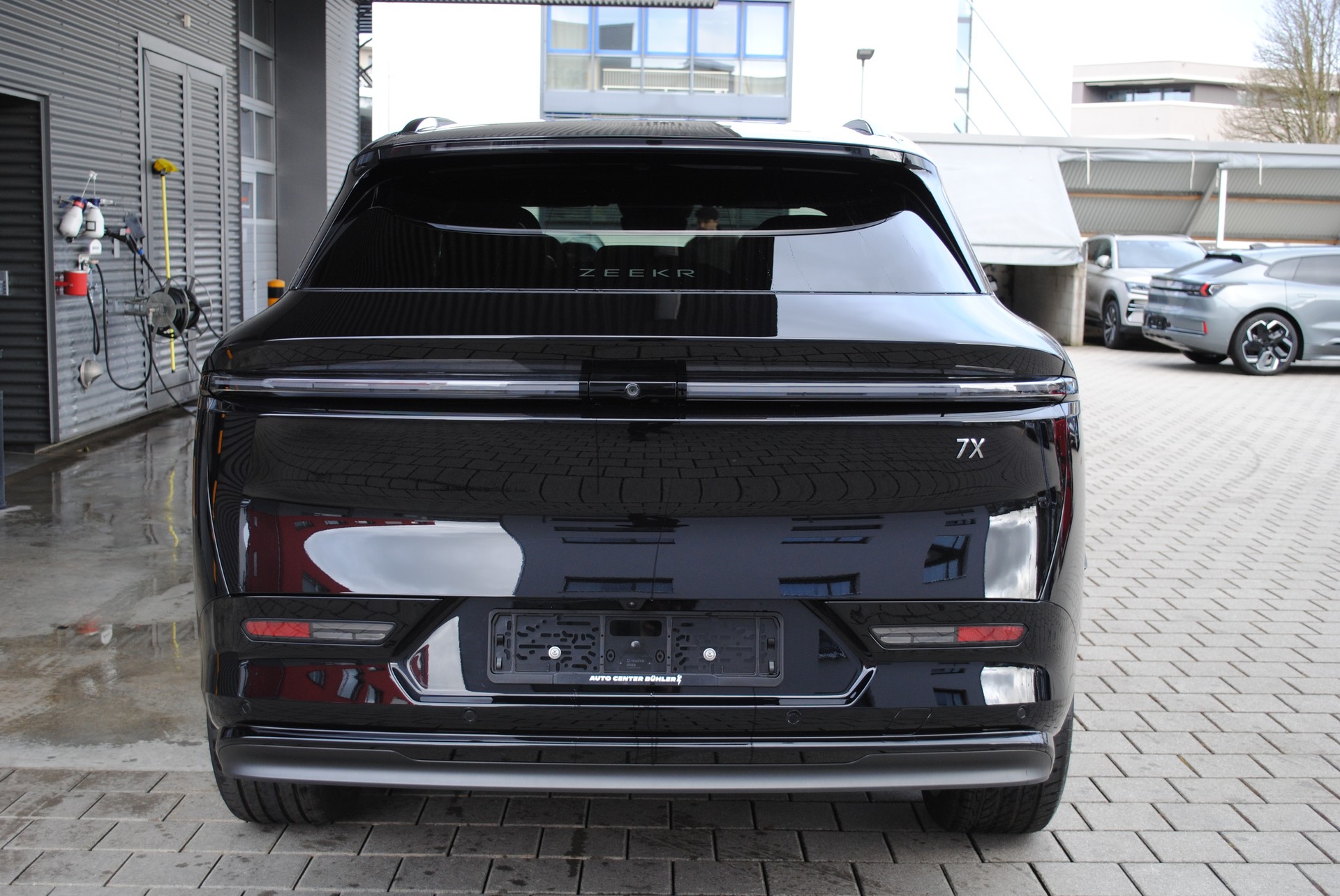 ZEEKR 7X 100kWh Privilege AWD inkl. Comfort und Cockpit Paket-image-6