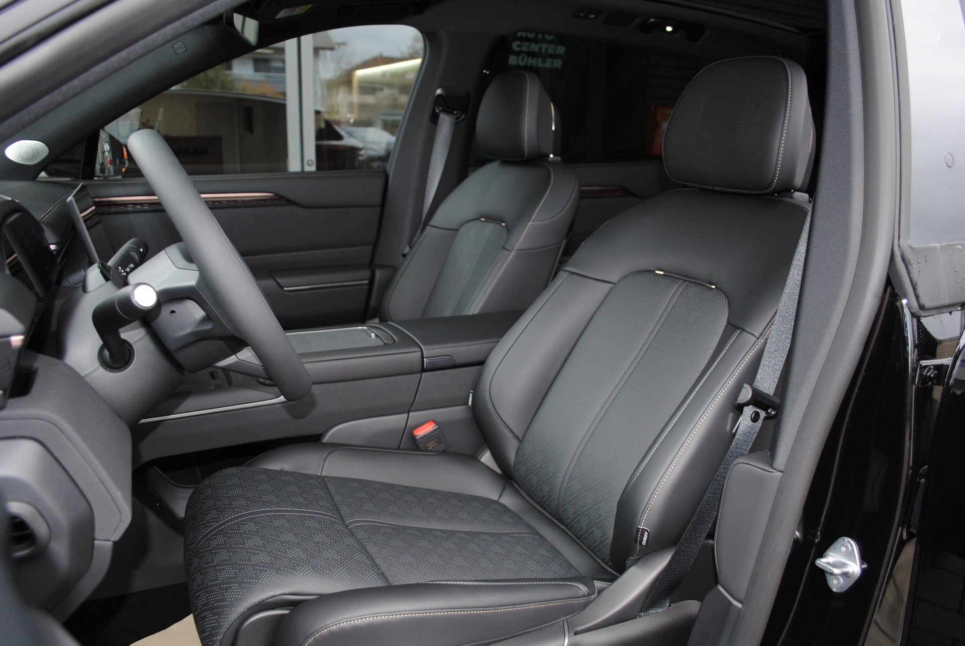 ZEEKR 7X 100kWh Privilege AWD inkl. Comfort und Cockpit Paket-image-10