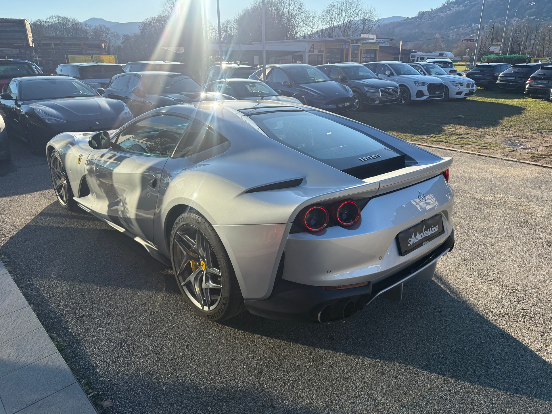 FERRARI 812 Superfast-image-6