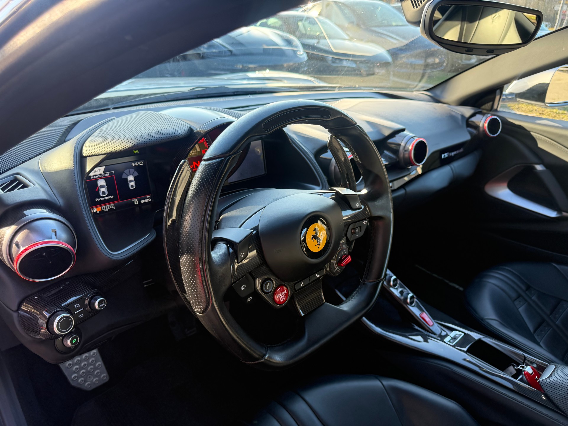 FERRARI 812 Superfast-image-13