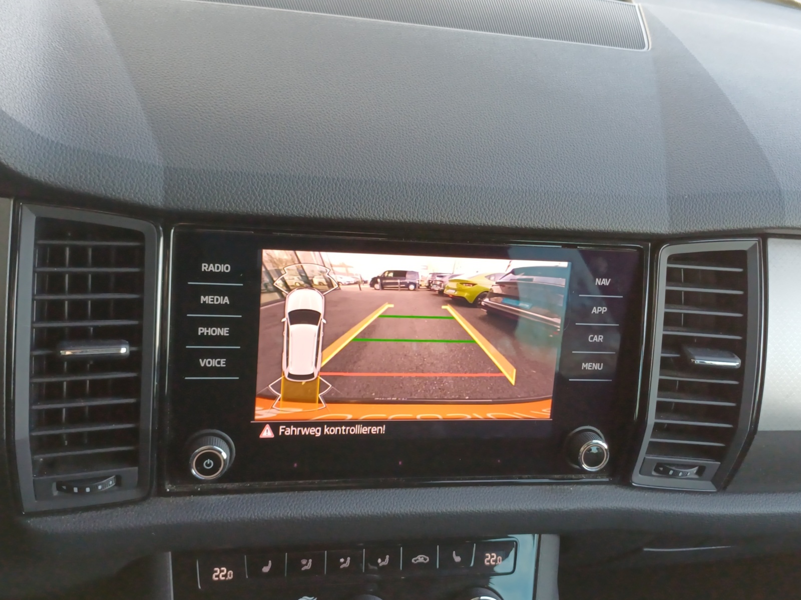 SKODA Kodiaq 2.0 TDI Clever DSG 4x4-image-15