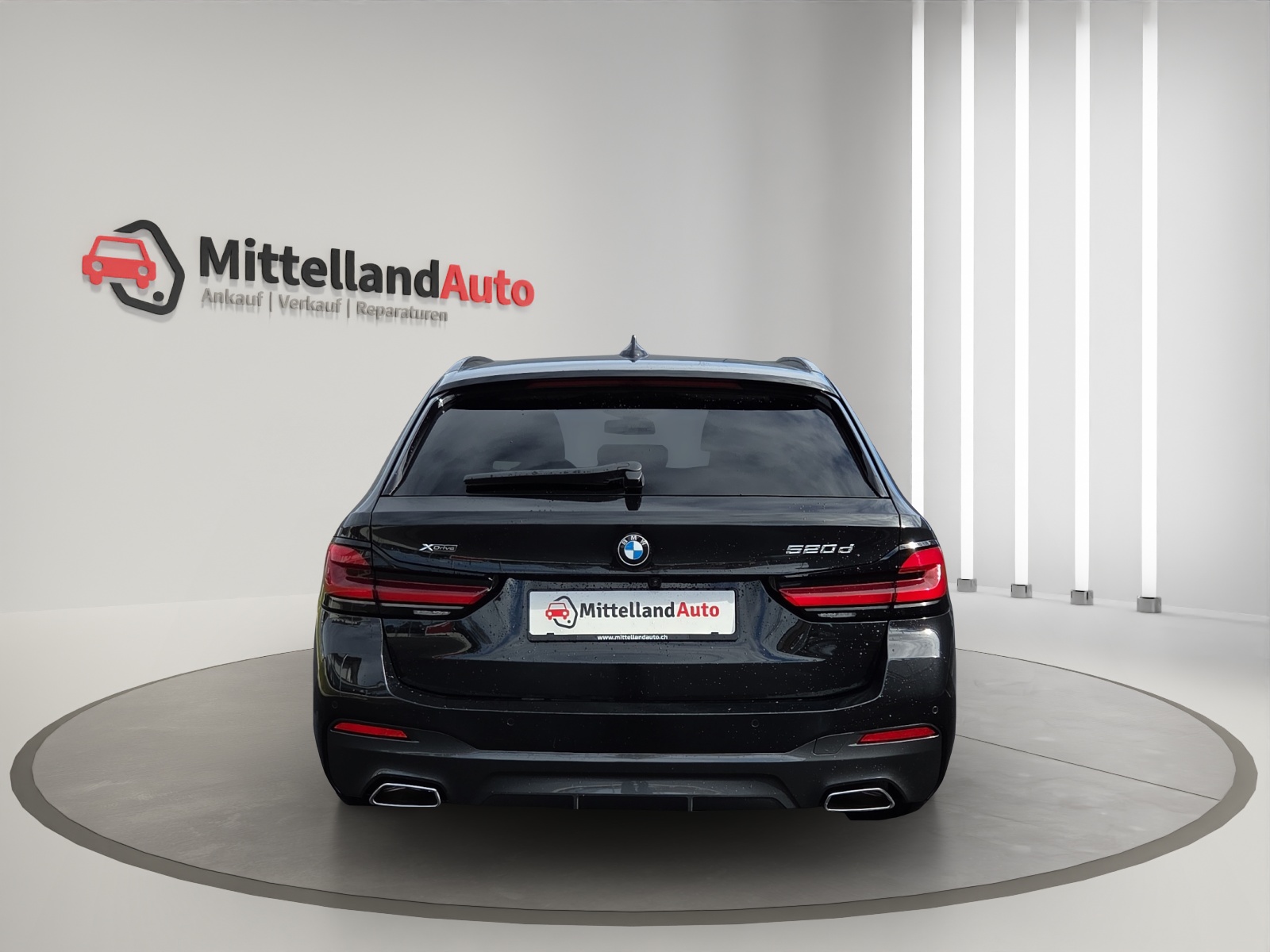 BMW 520d xDrive 48V Touring Pure M Sport Edition-image-12