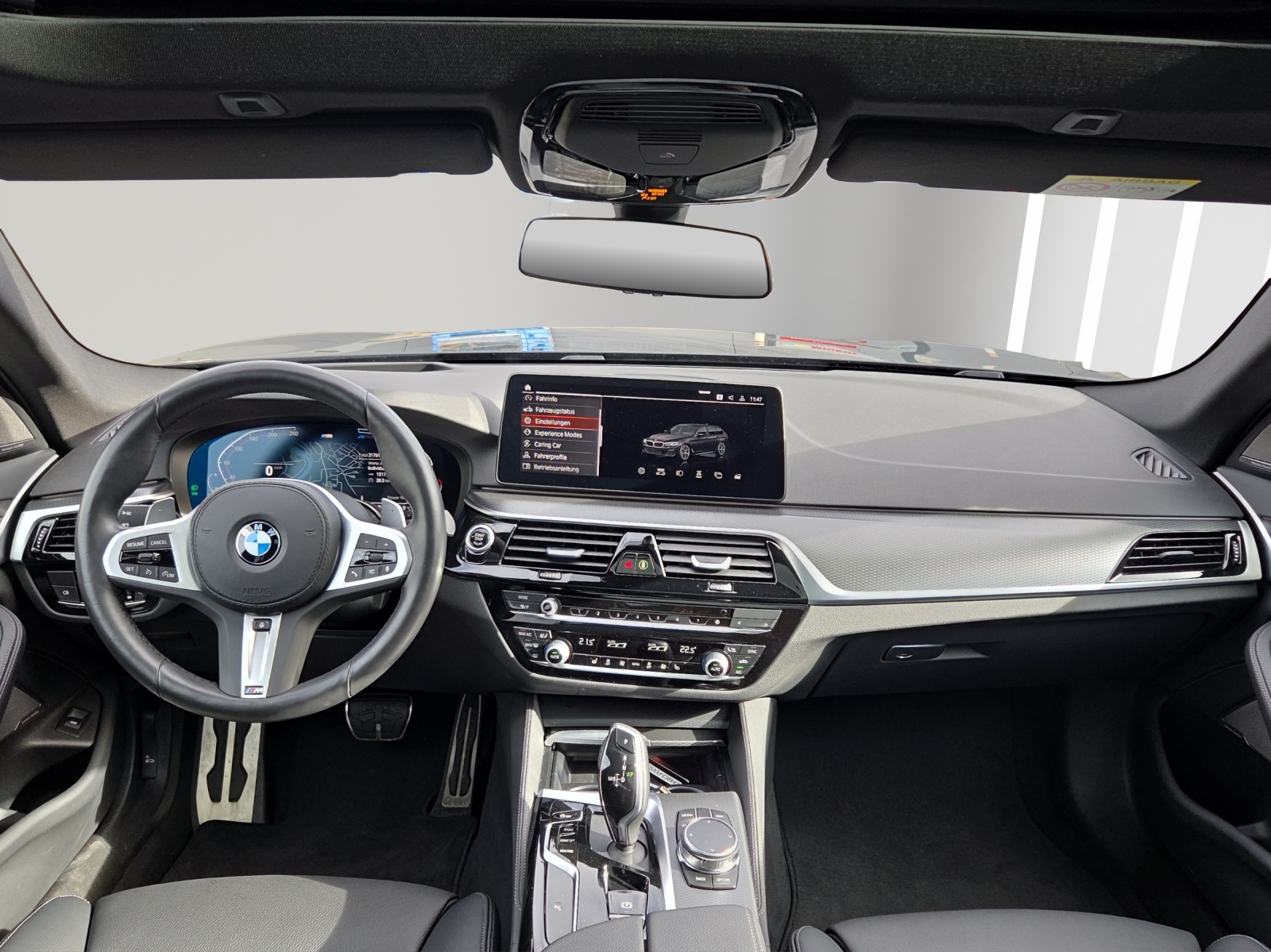 BMW 520d xDrive 48V Touring Pure M Sport Edition-image-6