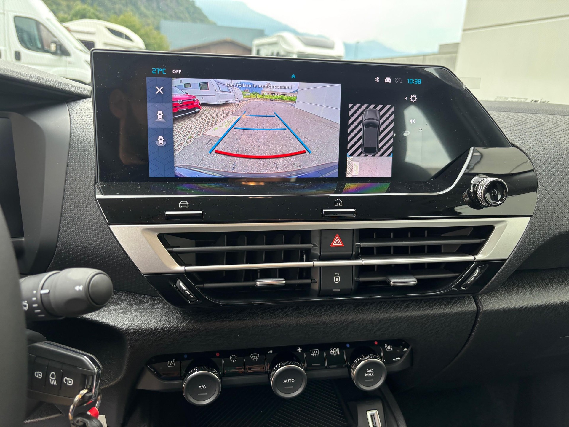 CITROEN e-C4 You+-image-11
