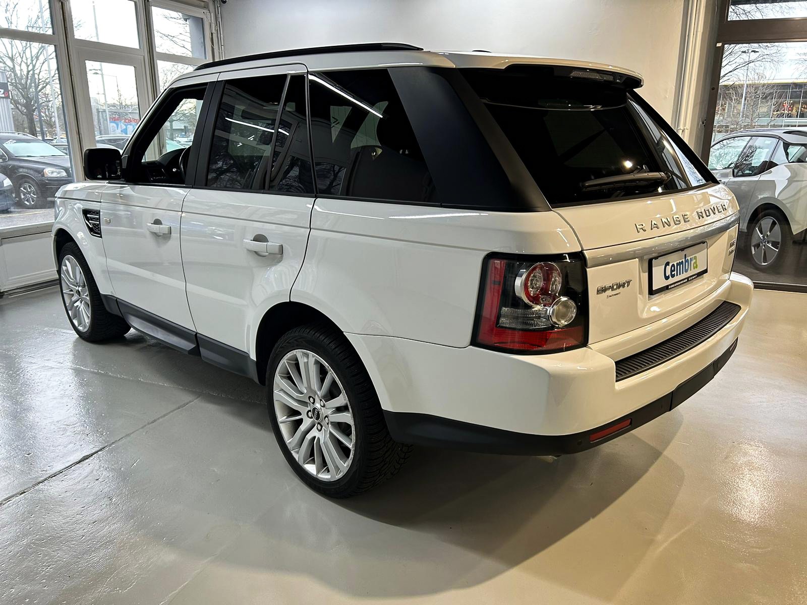 LAND ROVER Range Rover Sport 3.0 TDV6 HSE Automatic-image-3